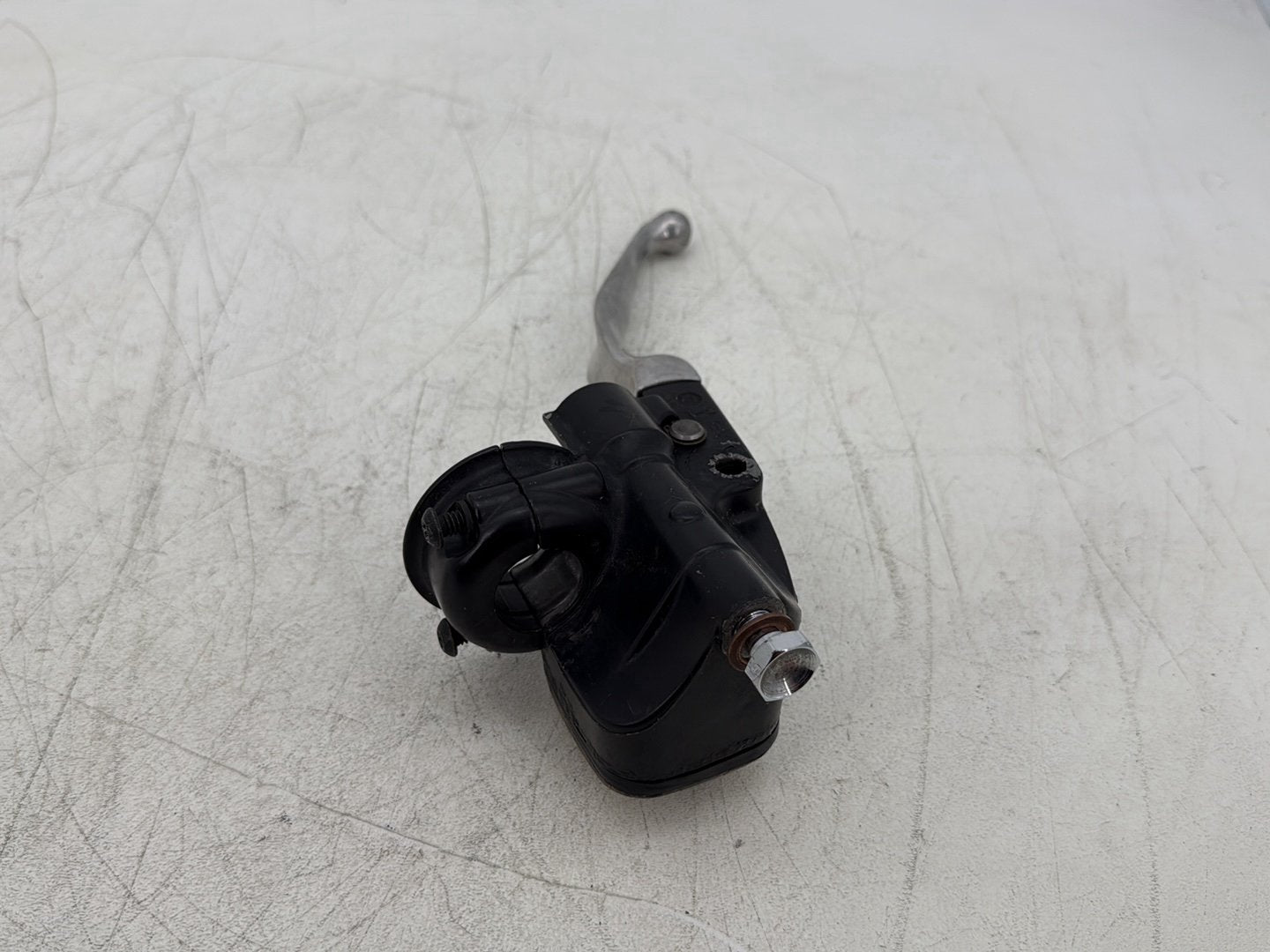 2006 Harley Softail FLST Heritage OEM Front Right Brake Lever Master Cylinder