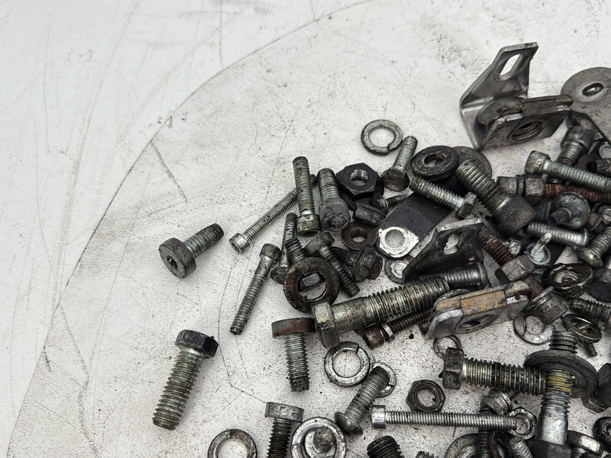 00 Harley Touring FLHTCUI Electra Glide Ultra OEM Hardware Bolts Nuts & Brackets