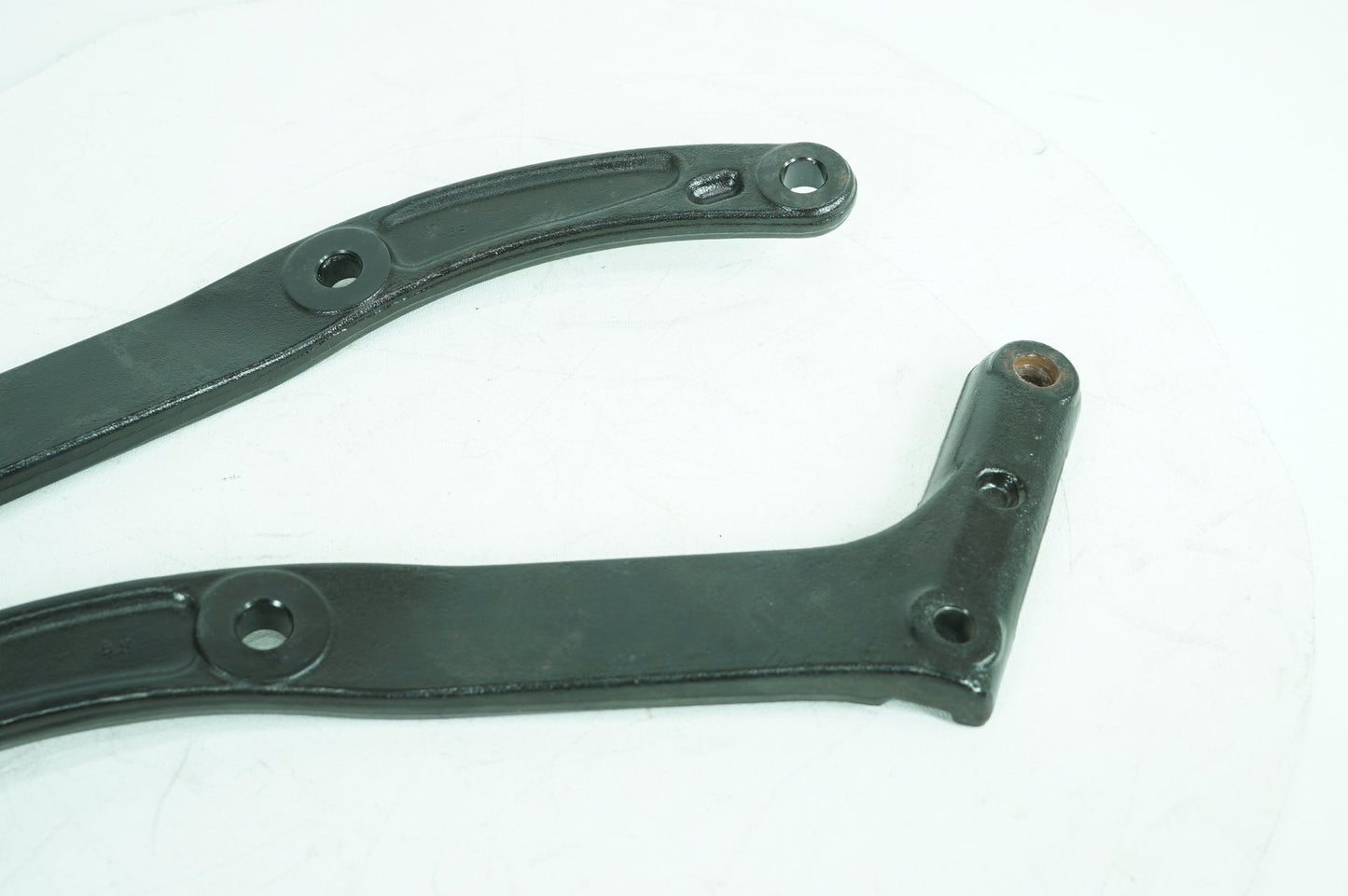 2000 - 2006 Harley-Davidson Softail Fat Boy Rear Left & Right Fender Support Bracket 47812-08