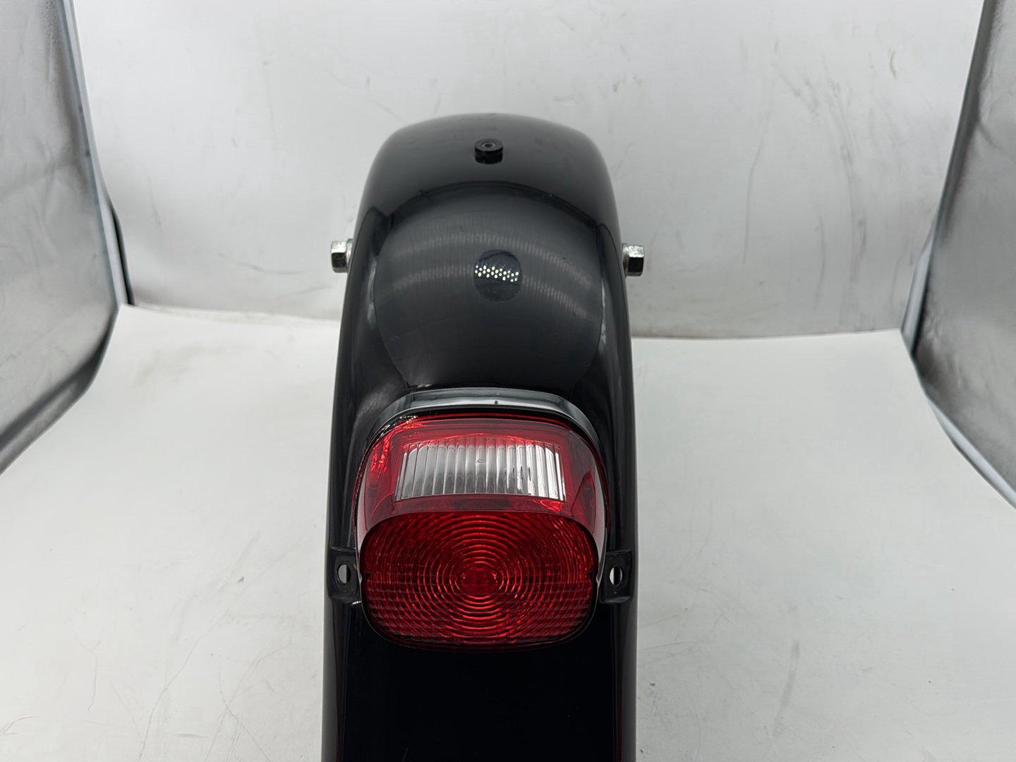 2007 Harley Touring FLHTP Electra Glide Police OEM Rear Wheel Fender Taillight Brake Lamp