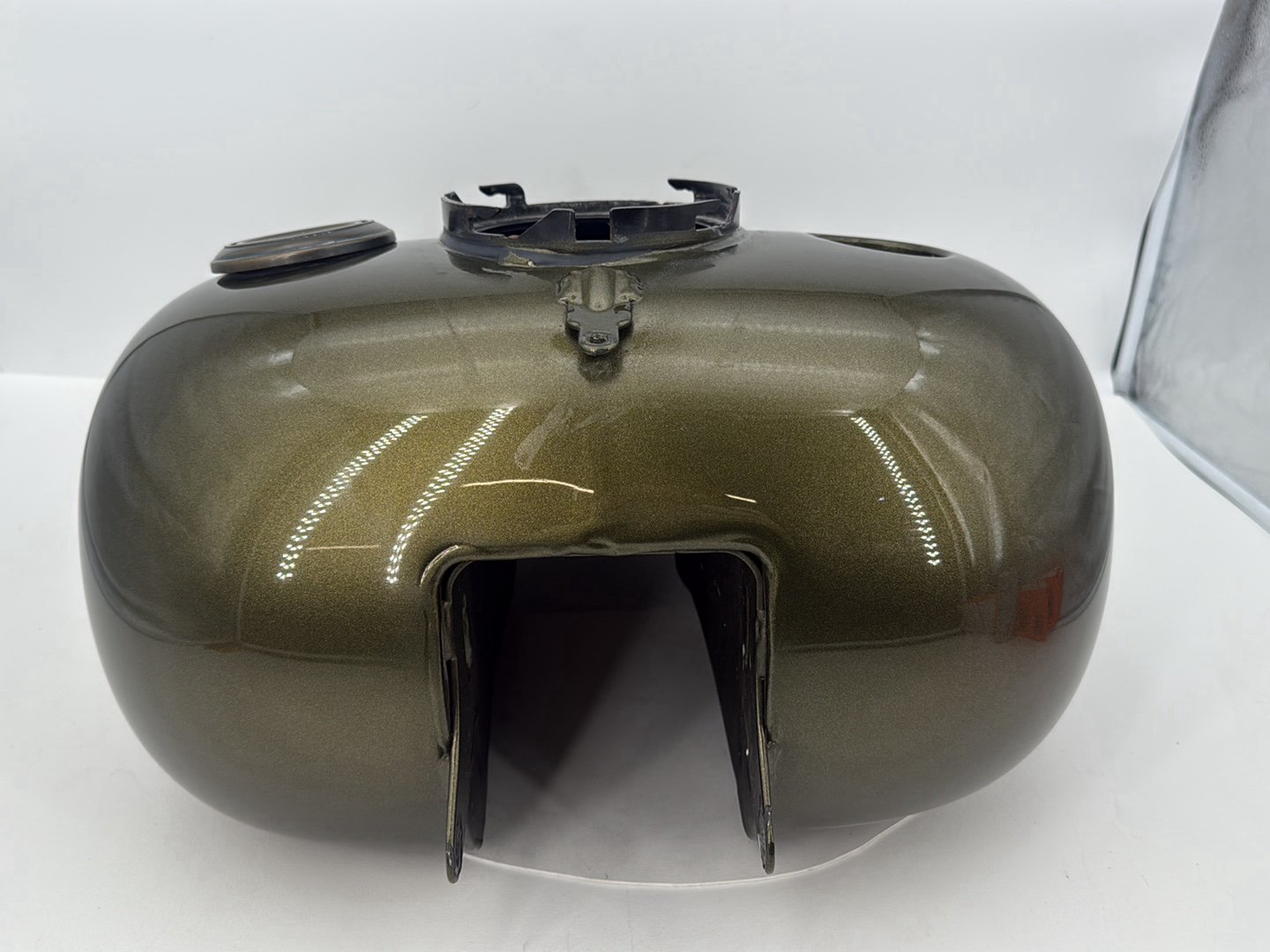 2019 - 2023 Harley-Davidson Touring Road King Special Fuel Gas Tank Gasoline Reservoir 61268-08
