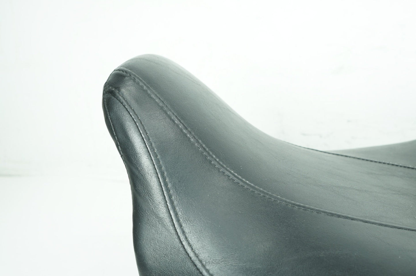 2008 - 2016 Harley-Davidson Touring Electra Glide Ultra Passenger Rider Driver Seat Saddle 52164-10