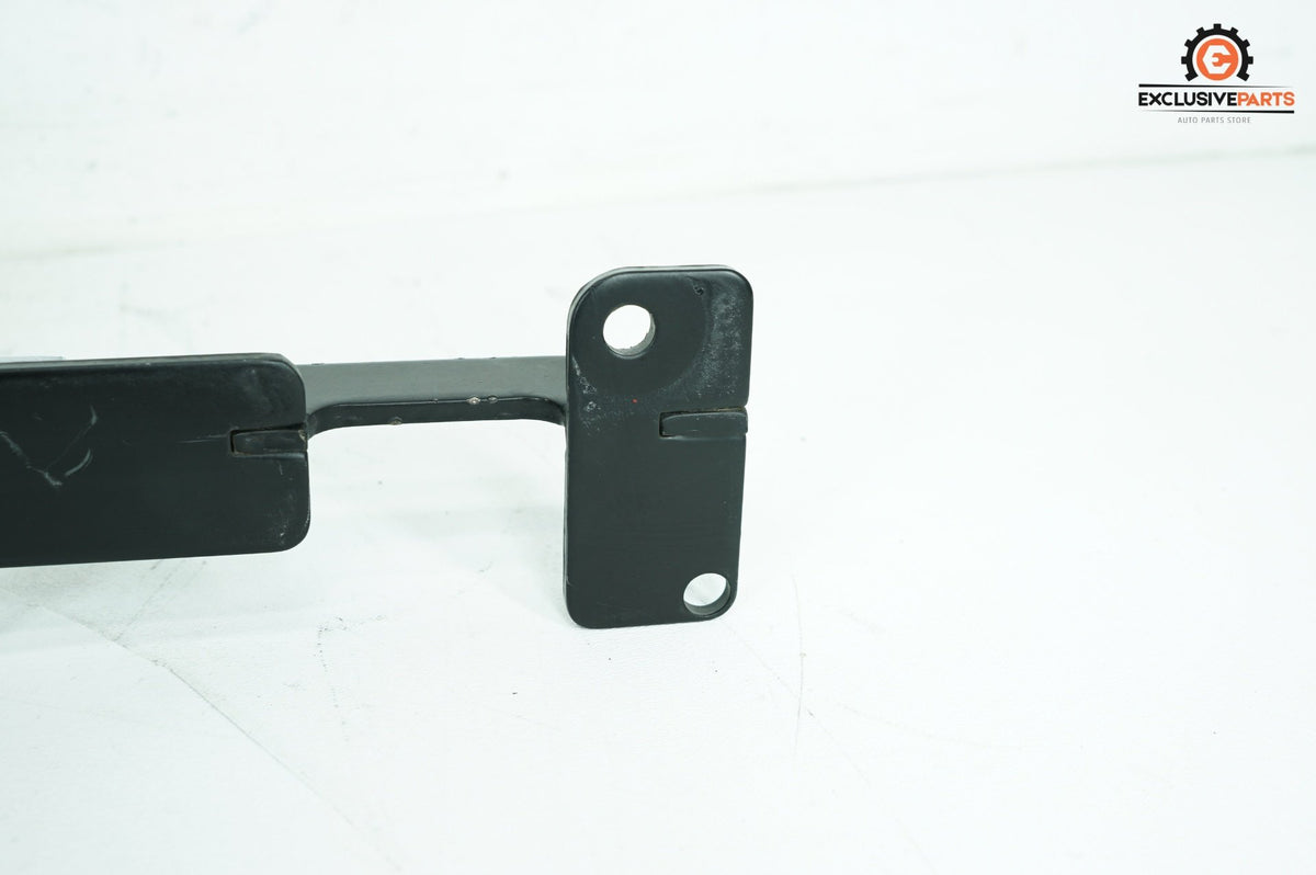 2010 Harley-Davidson Touring FLHTCU - Passenger Left & Right Foot Pegs