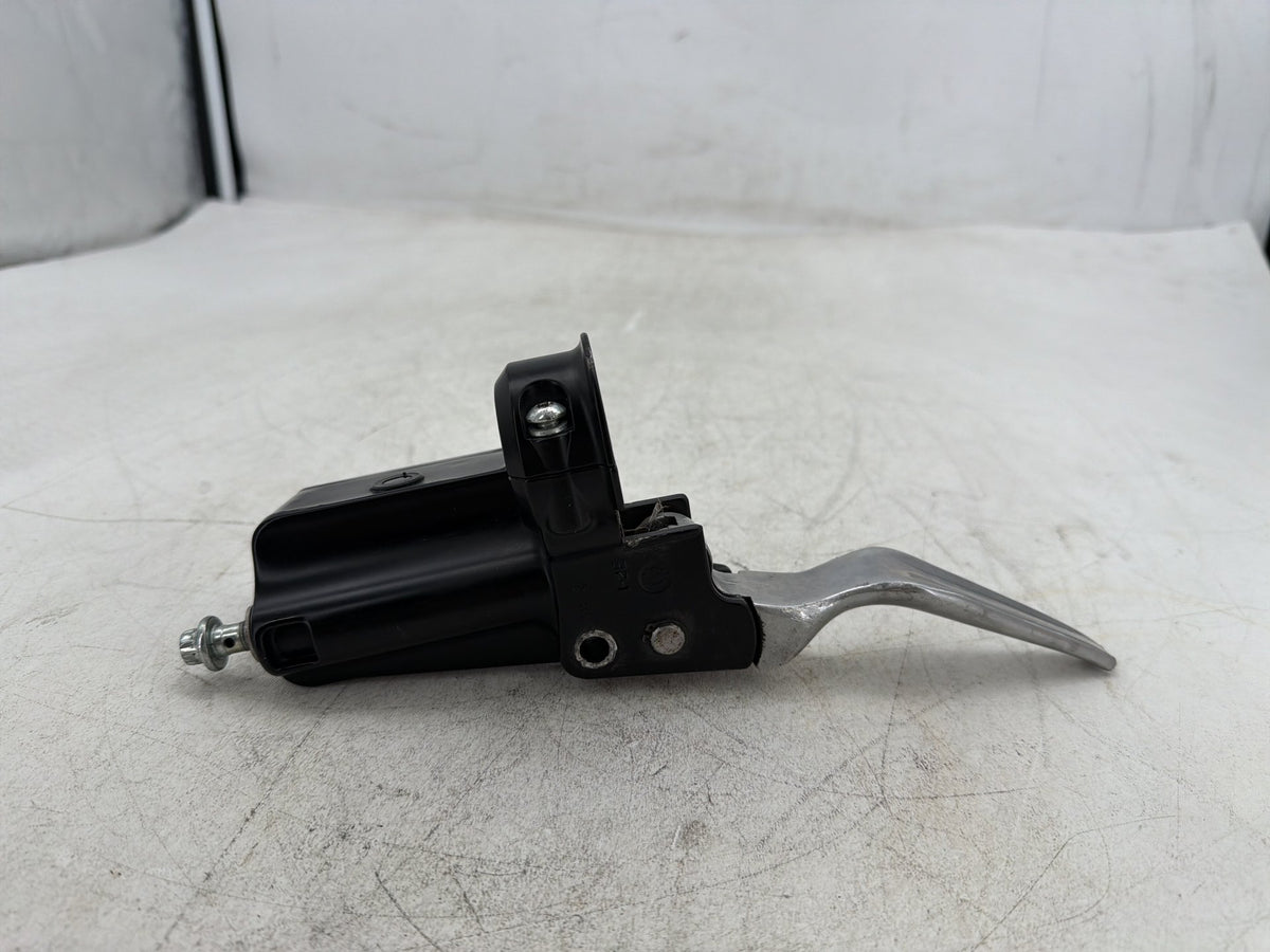 95 Harley Electra Glide Touring FLHT OEM Front Right Brake Lever Master Cylinder