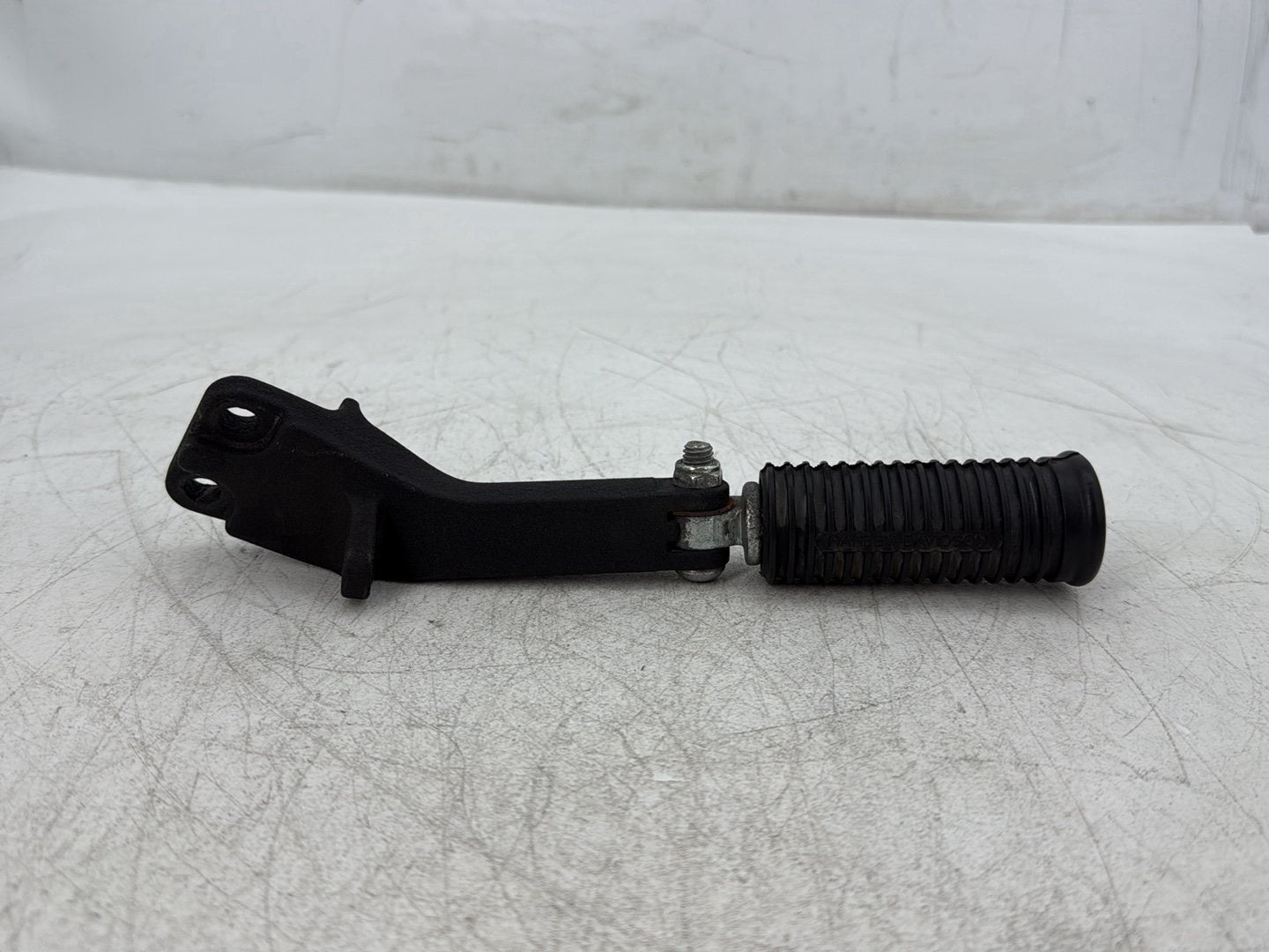 2010 Harley Dyna Fat Bob FXDF OEM Rear Passenger 1 Foot Peg Step Rest