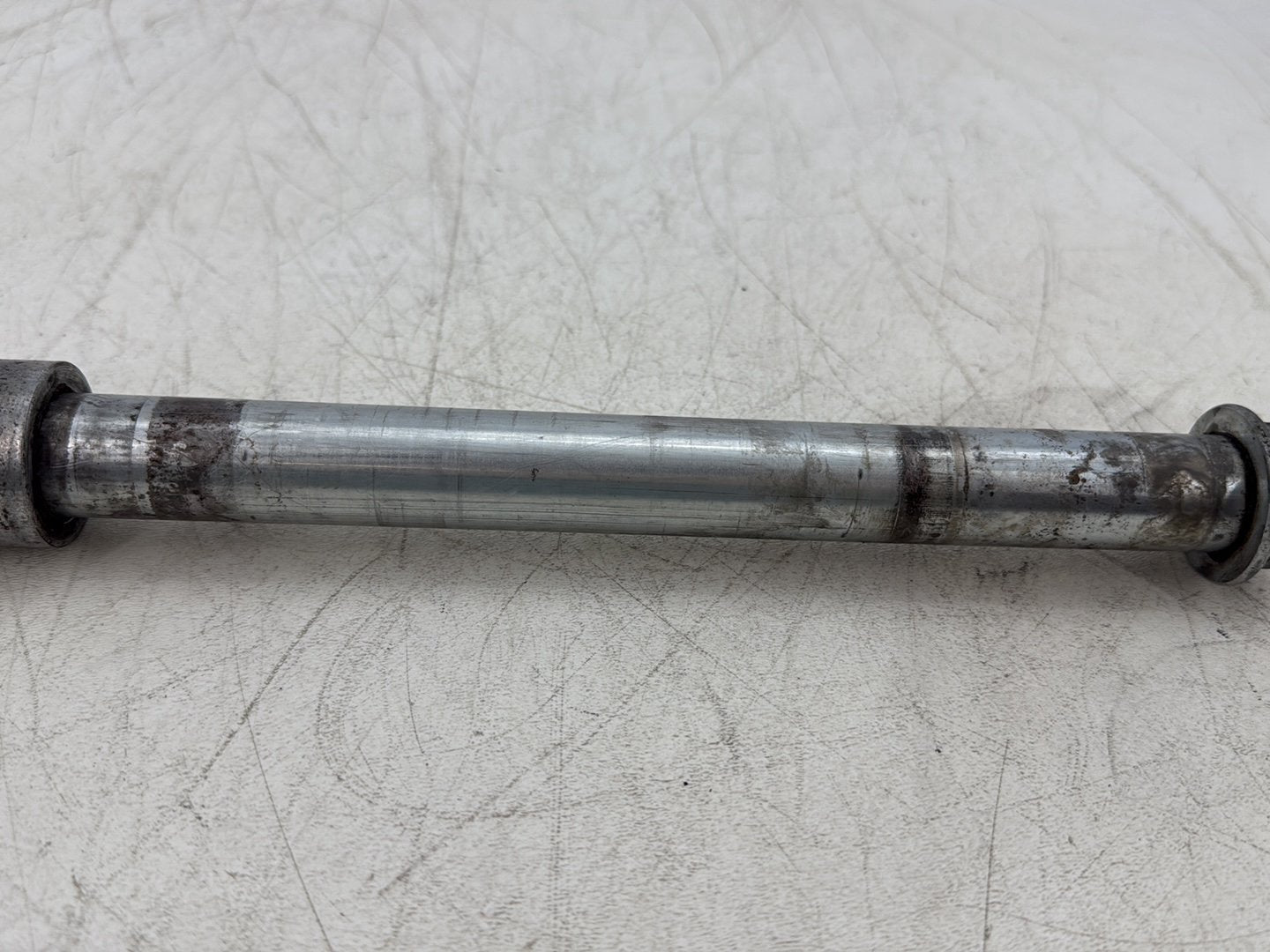 2006 Harley Sportster XL883L 883 Low OEM Rear Wheel Axle Bolt Shaft 41176-05