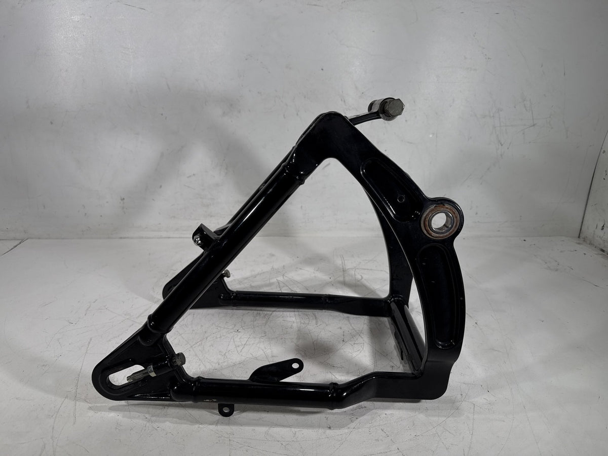 2003 Harley Softail Deuce FXSTDI OEM Rear Fork Swingarm Swing Arm 47573-00A