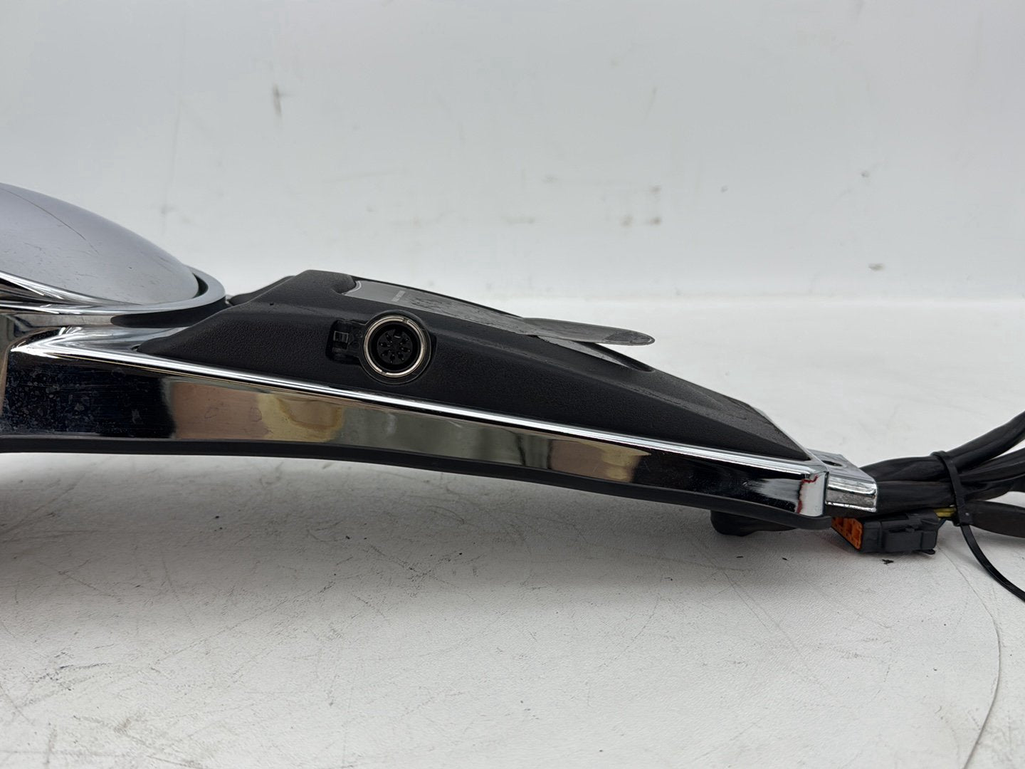 2007 - 2012 Harley-Davidson Touring Electra Glide Ultra Fuel Gas Tank Dash Console NOKey