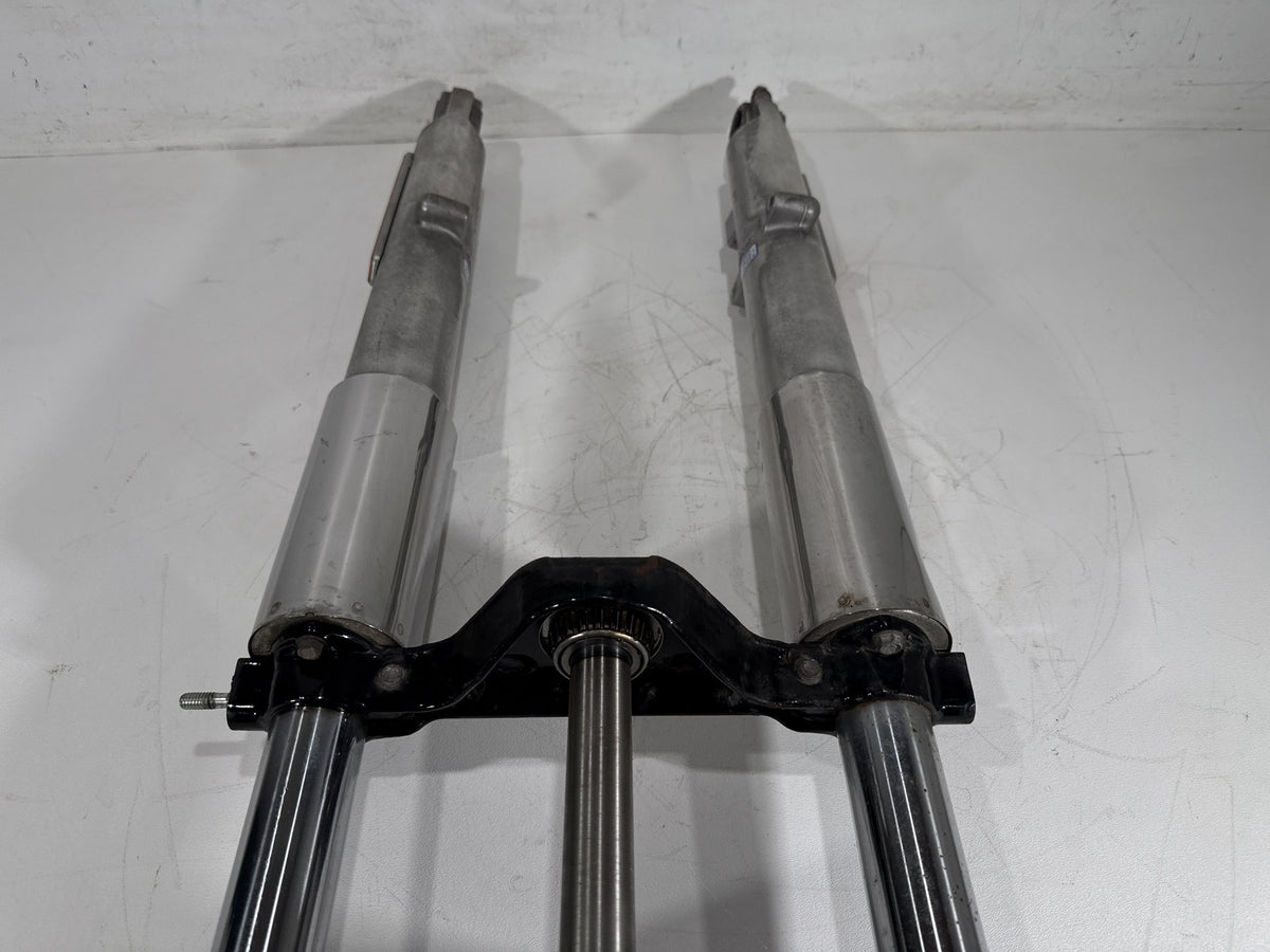 2011 Harley Road King Touring OEM Front Triple Tree Set LH RH Fork Legs Sliders