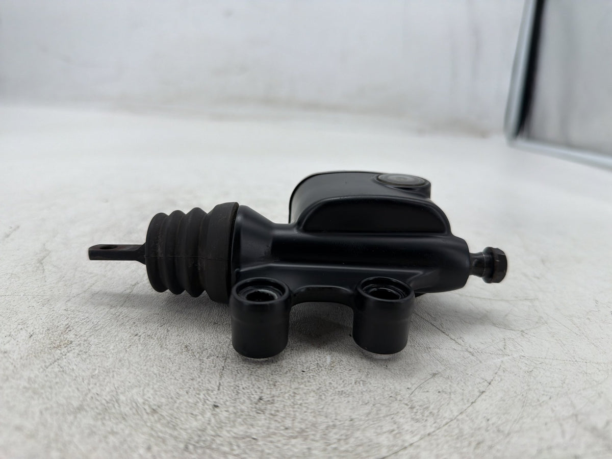 2012 Harley Electra Glide Touring Ultra OEM Rear Brake Master Cylinder Reservoir