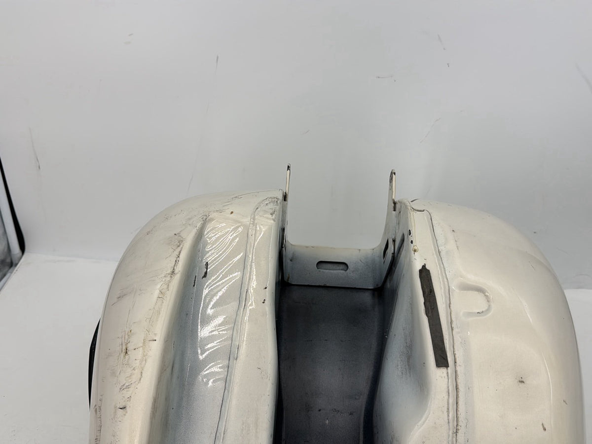 2015 Harley Touring FLHXS Street Glide OEM Fuel Gas Tank Gasoline Reservoir