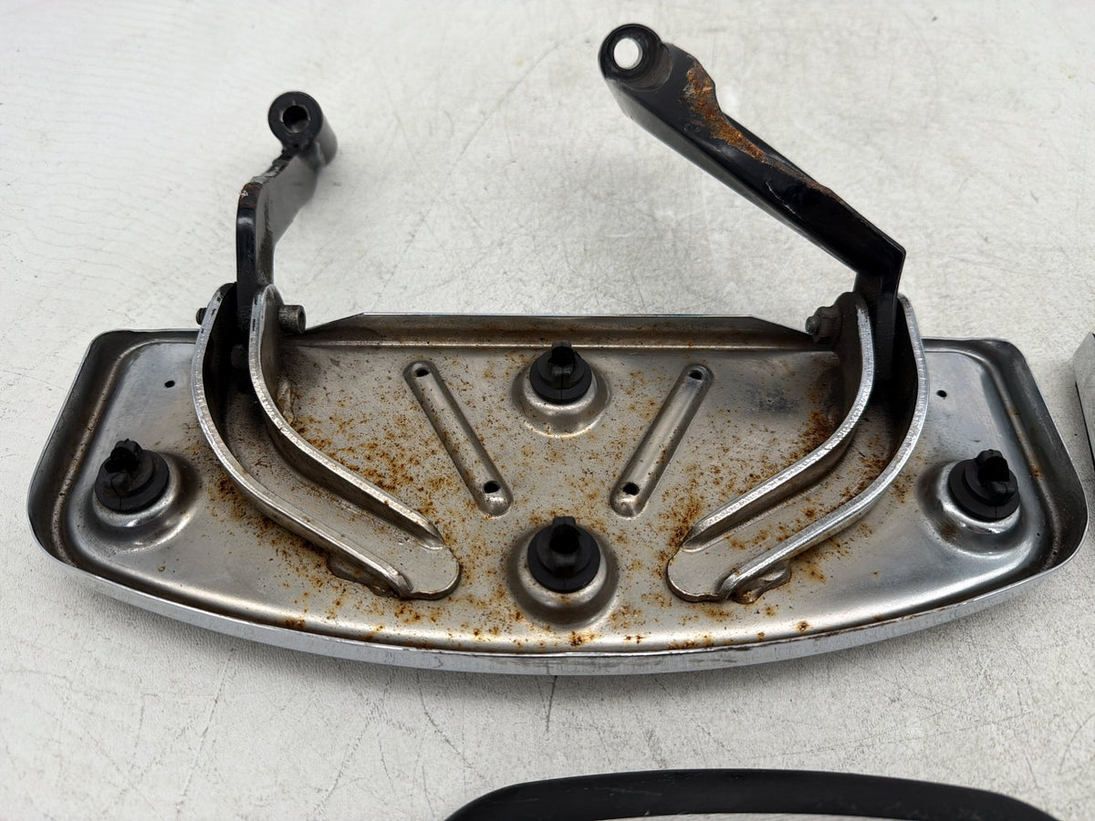 2011 Harley Electra Glide Touring Ultra OEM Left Right Driver & Pass Floorboard Foot Rest