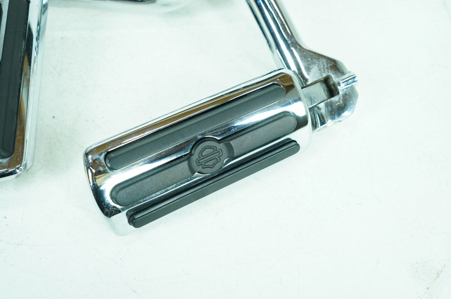 2017 - 2025 Harley-Davidson Touring Electra Glide Ultra Front Right Left Highway Foot Pegs 50178-09