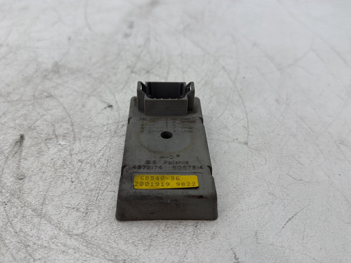 1998 Harley Softail Custom FXSTC OEM Turn Signal Computer Module TSM