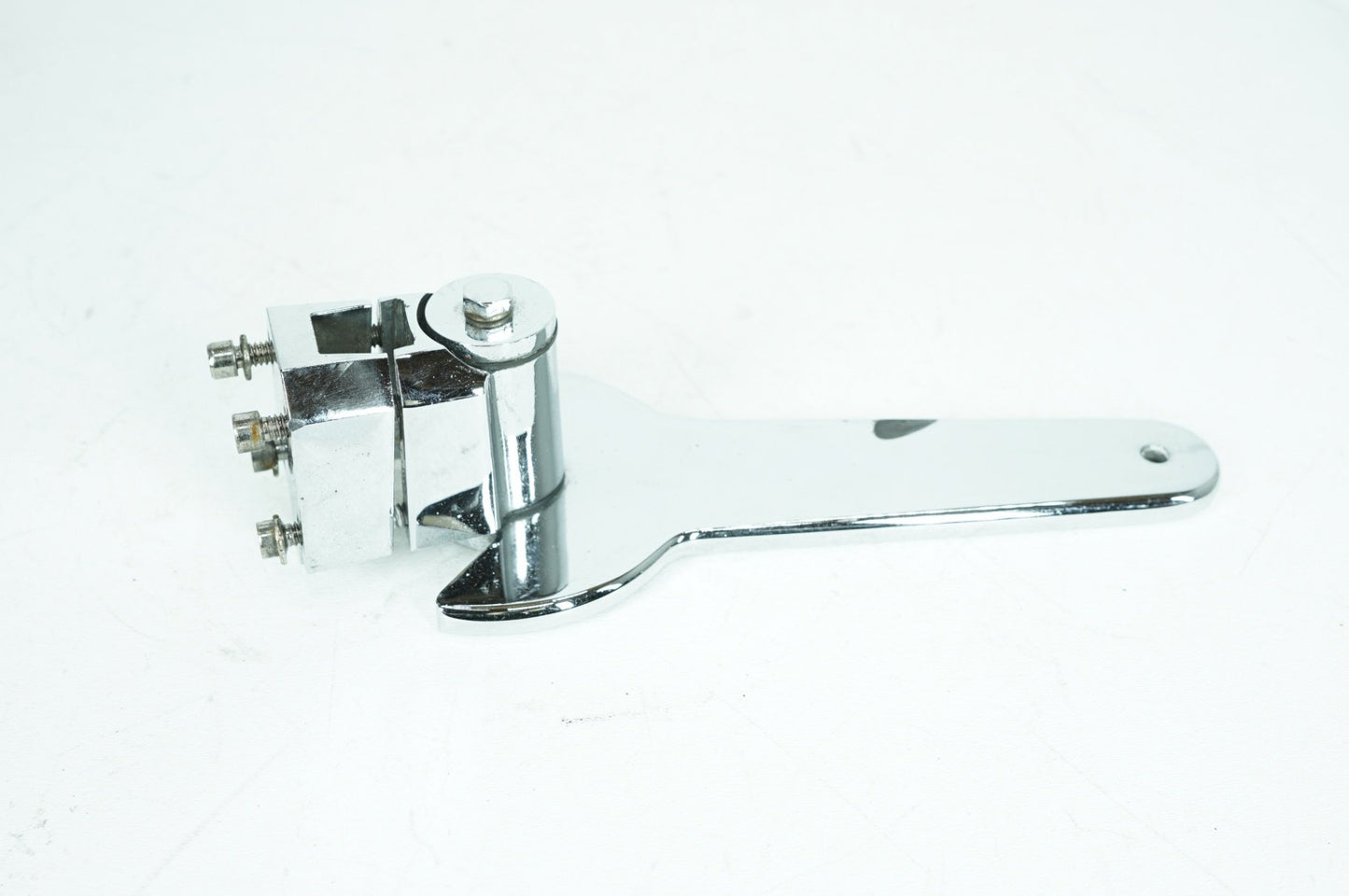 1999 - 2006 Harley-Davidson Touring Road King Police Mounting Bracket Holder Support Base