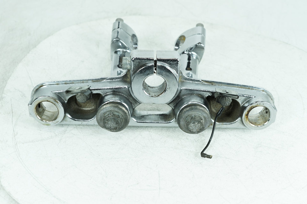 1999 - 2006 Harley-Davidson Softail Fat Boy Front Fork Upper Triple Tree Clamps  	45456-86B