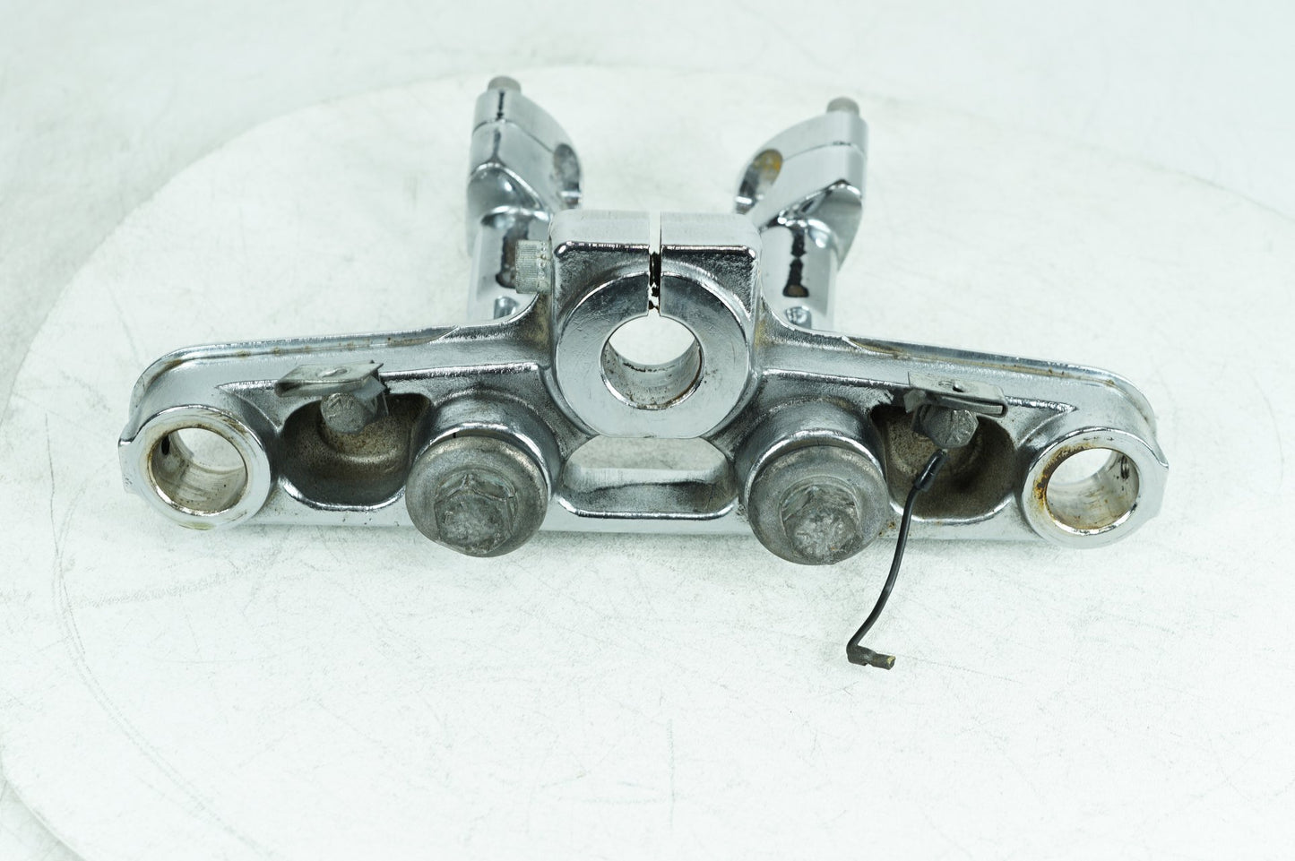 1999 - 2006 Harley-Davidson Softail Fat Boy Front Fork Upper Triple Tree Clamps  	45456-86B