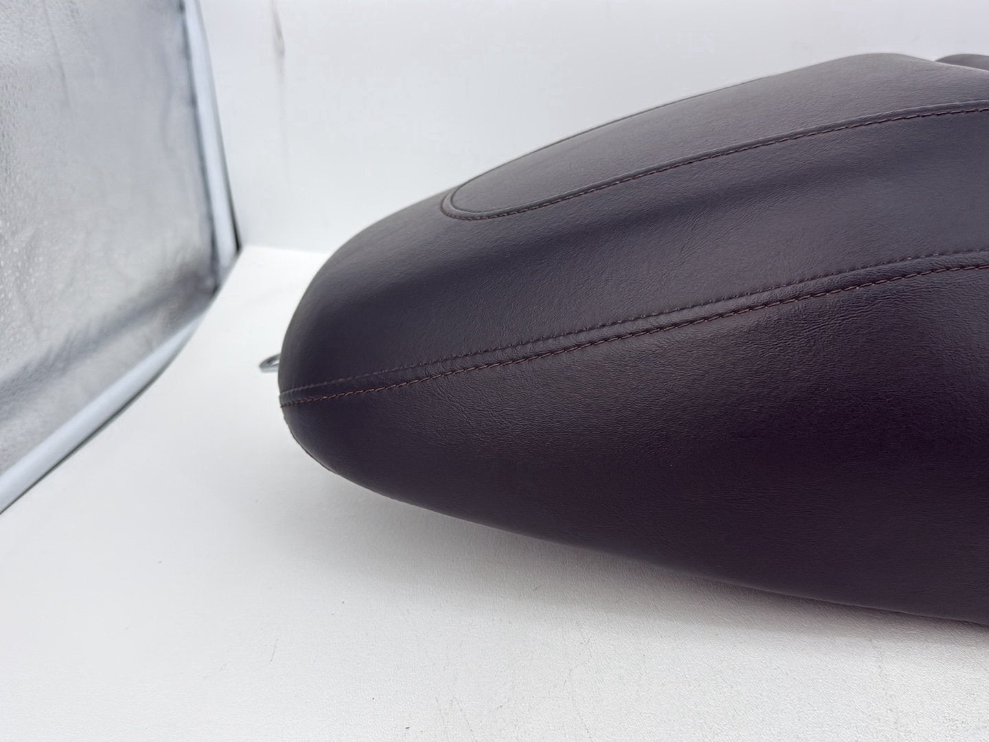 Harley-Davidson Misc  Passenger Rider Driver Seat Saddle 52164-09B