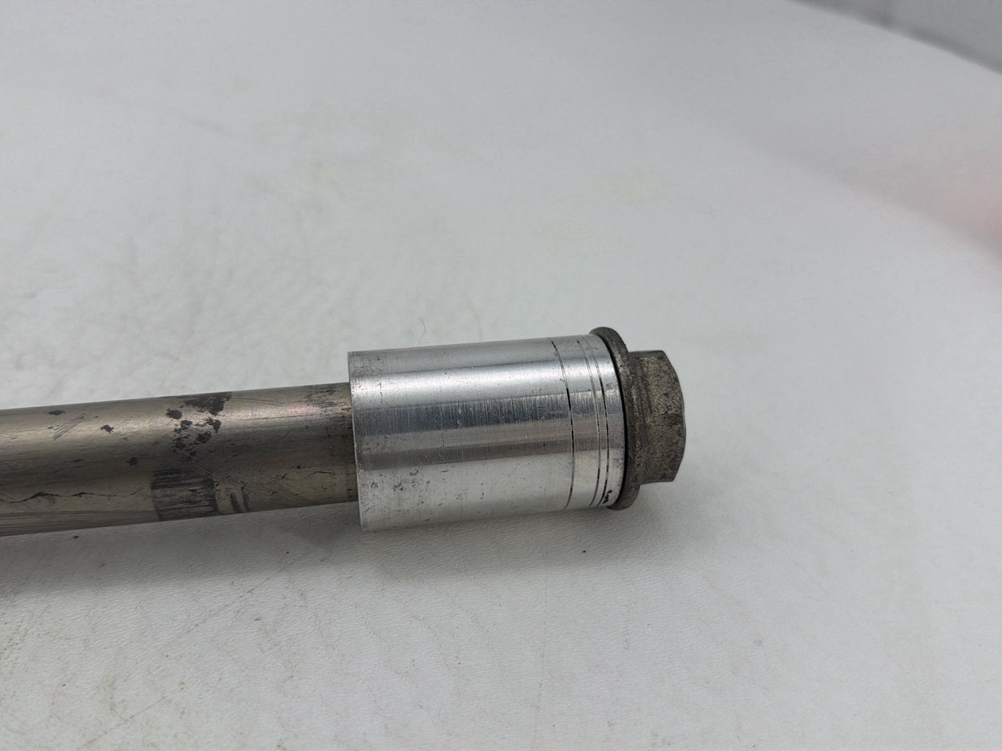 2009 Harley Dyna Street Bob FXDB OEM Rear Wheel Axle Bolt Shaft