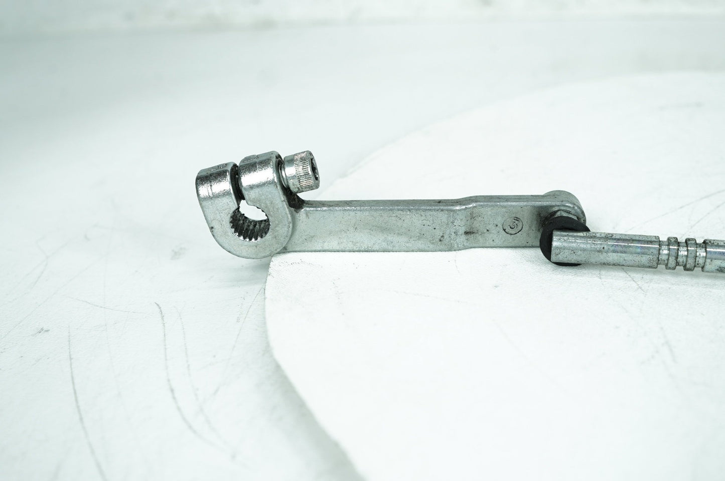 1999 - 2006 Harley-Davidson Dyna Low Rider Gear Shifter Lever Arm w/ Rod linkage 	33849-97