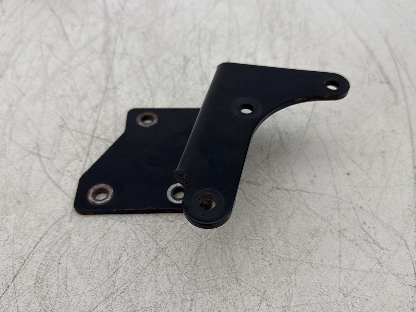 2015 Harley Dyna Low Rider FXDL OEM Exhaust Hanger Bracket Mount Support