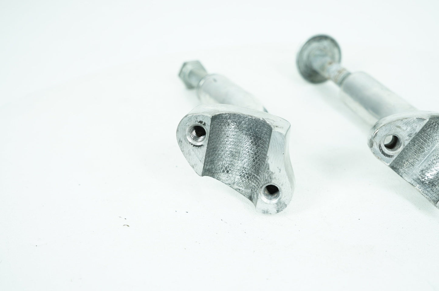 2013 Harley Dyna FXDC Super Glide Custom OEM Front Handlebar Risers Riser