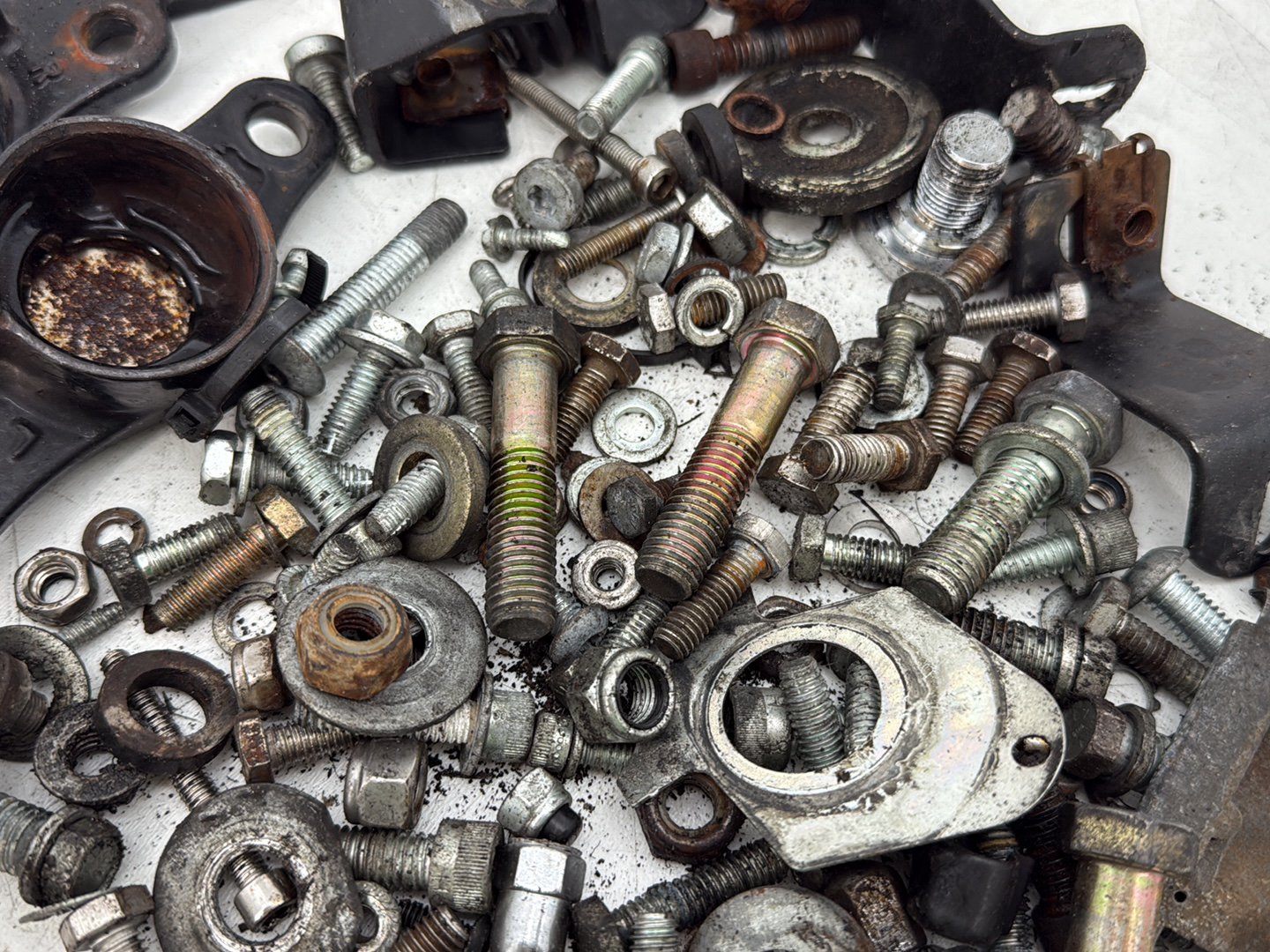 2008 Harley Electra Glide Touring Ultra FLHTCUI OEM Hardware Bolts Nuts & Brackets