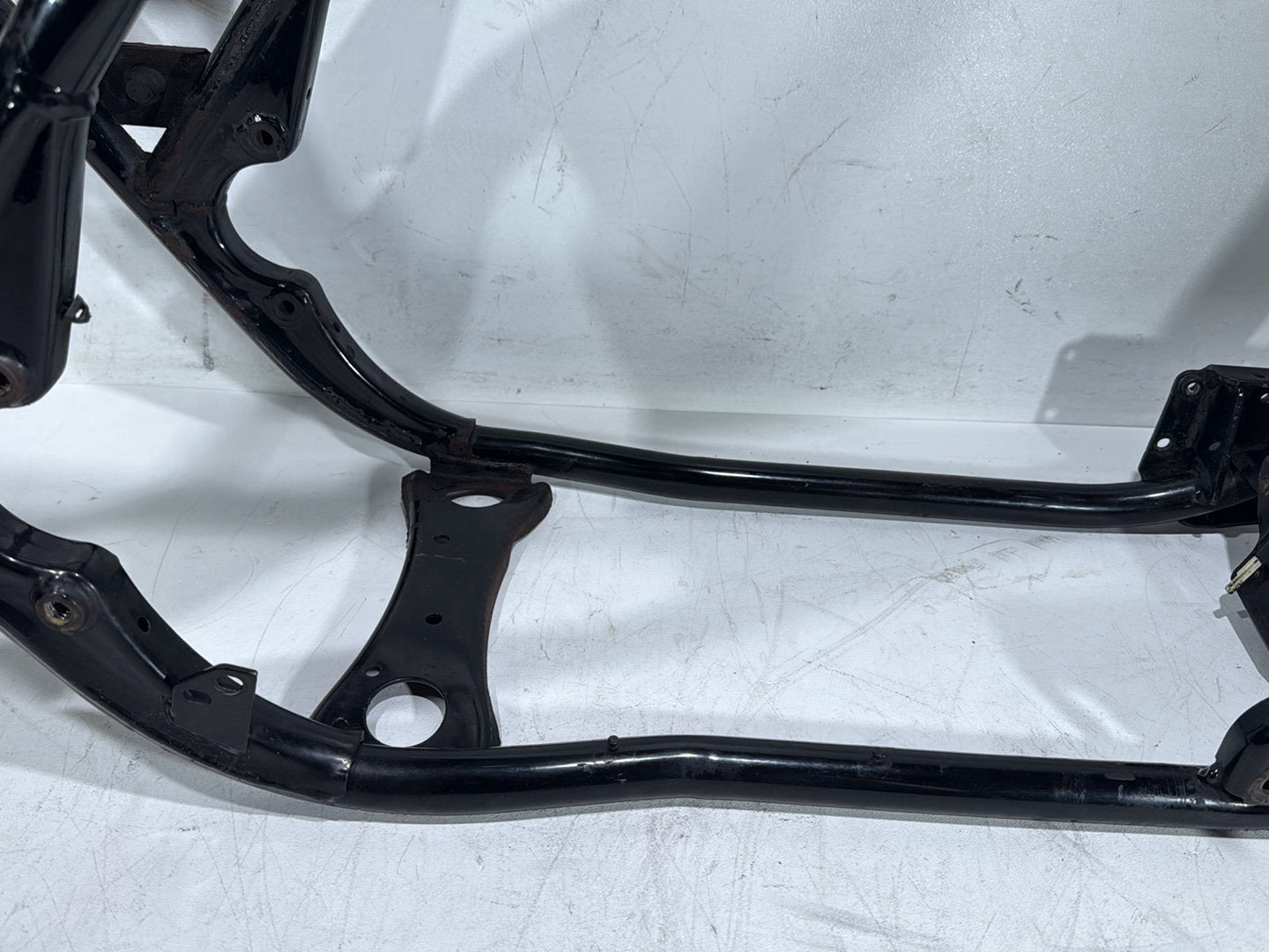 08 Harley Electra Glide Touring Ultra FLHTCU OEM Body Main Frame Chassis CLN CLR