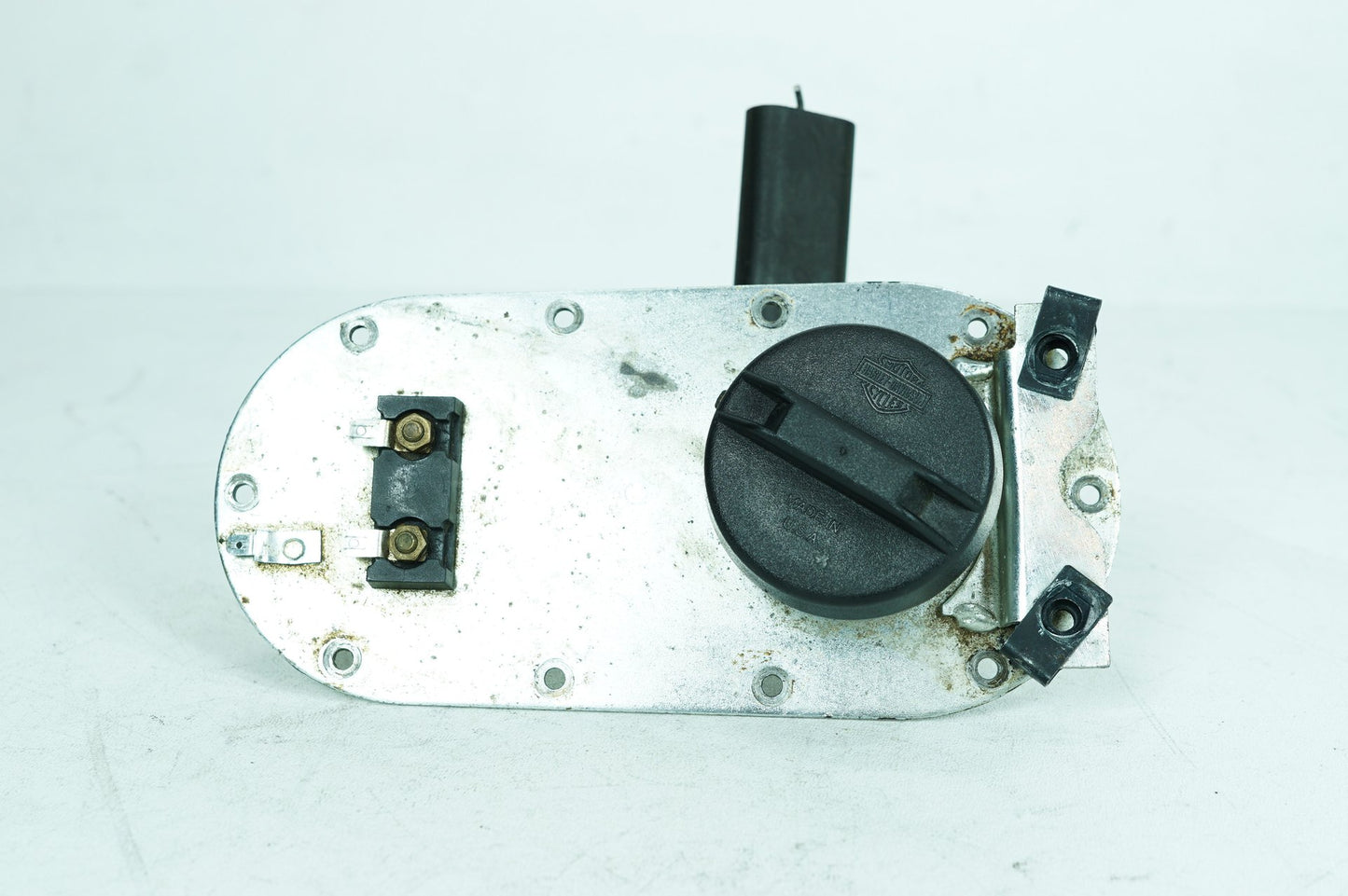 1984 - 1998 Harley-Davidson Touring Road Glide Fuel Petrol Gas Pump Top Plate Cover 75069-95