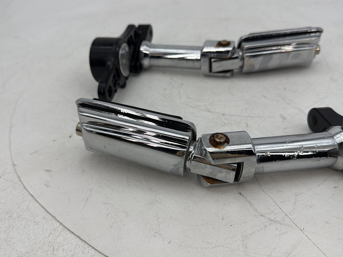 2008 Harley Touring Electra Glide Ultra OEM Passenger Left & Right Foot Pegs