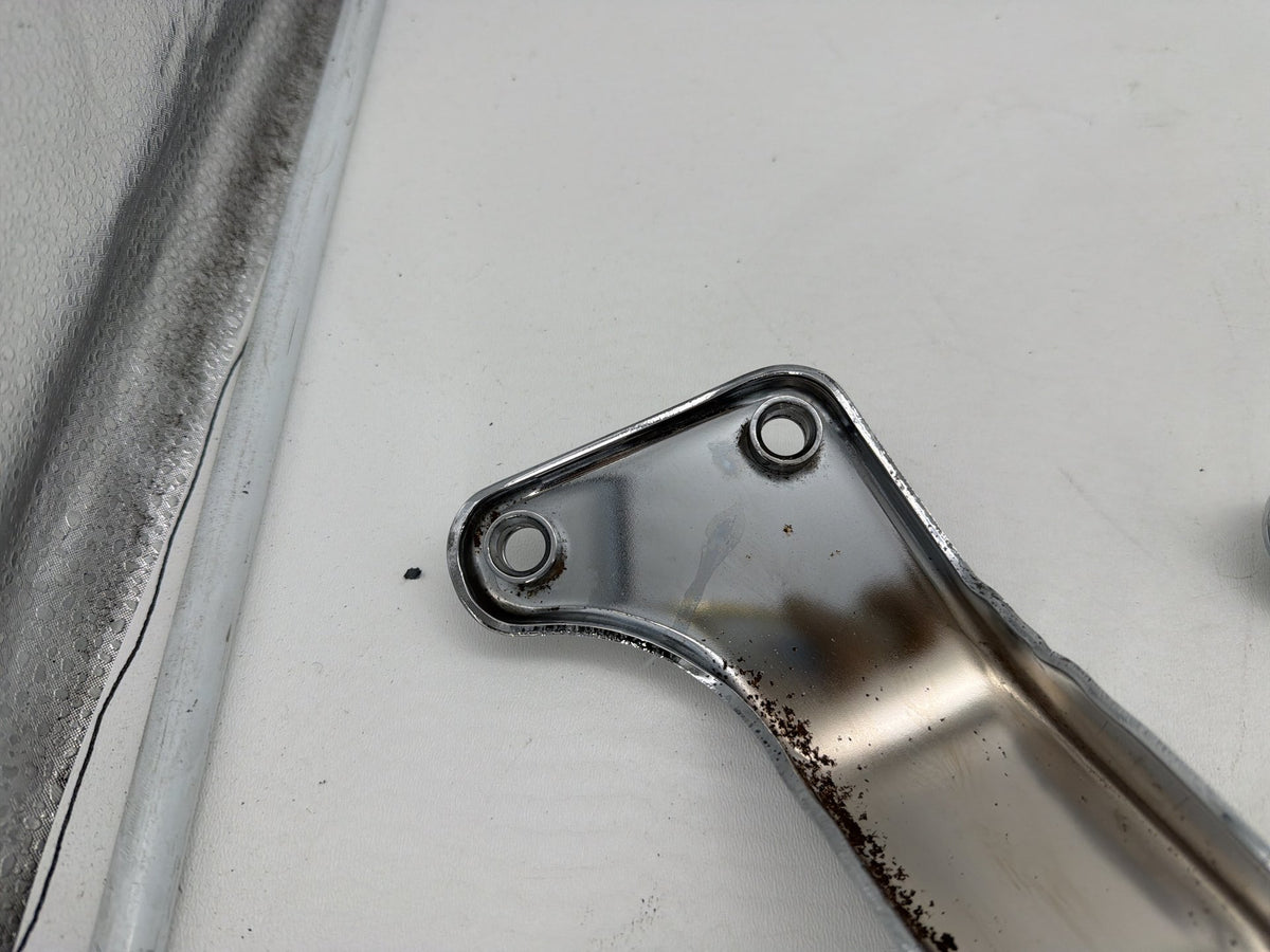 2001 Harley Heritage Softail Classic OEM Rear Left Right Fender Struts Bracket