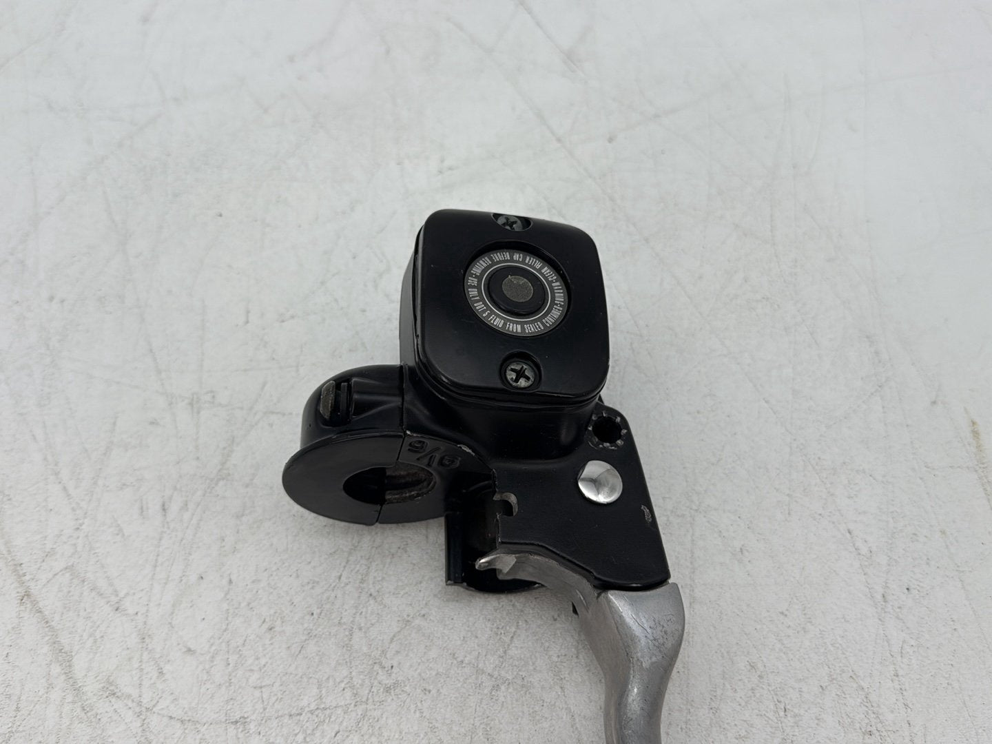 2001 Harley Sportster 883 Hugger XLH883 OEM Front Right Brake Lever Master Cylinder