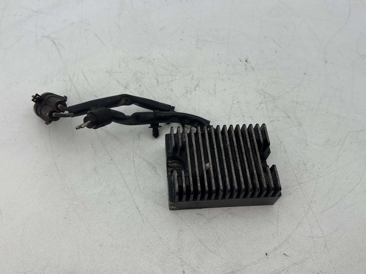 2004 - 2013 Harley-Davidson Sportster 1200 Custom Voltage Regulator Rectifier  74523-04
