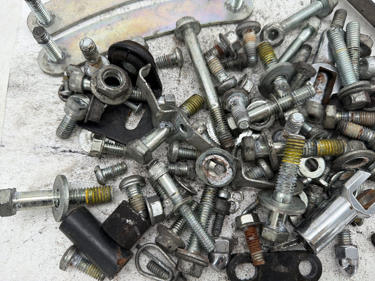 2006 Harley Softail Deuce FXSTDI OEM Hardware Bolts Nuts & Brackets