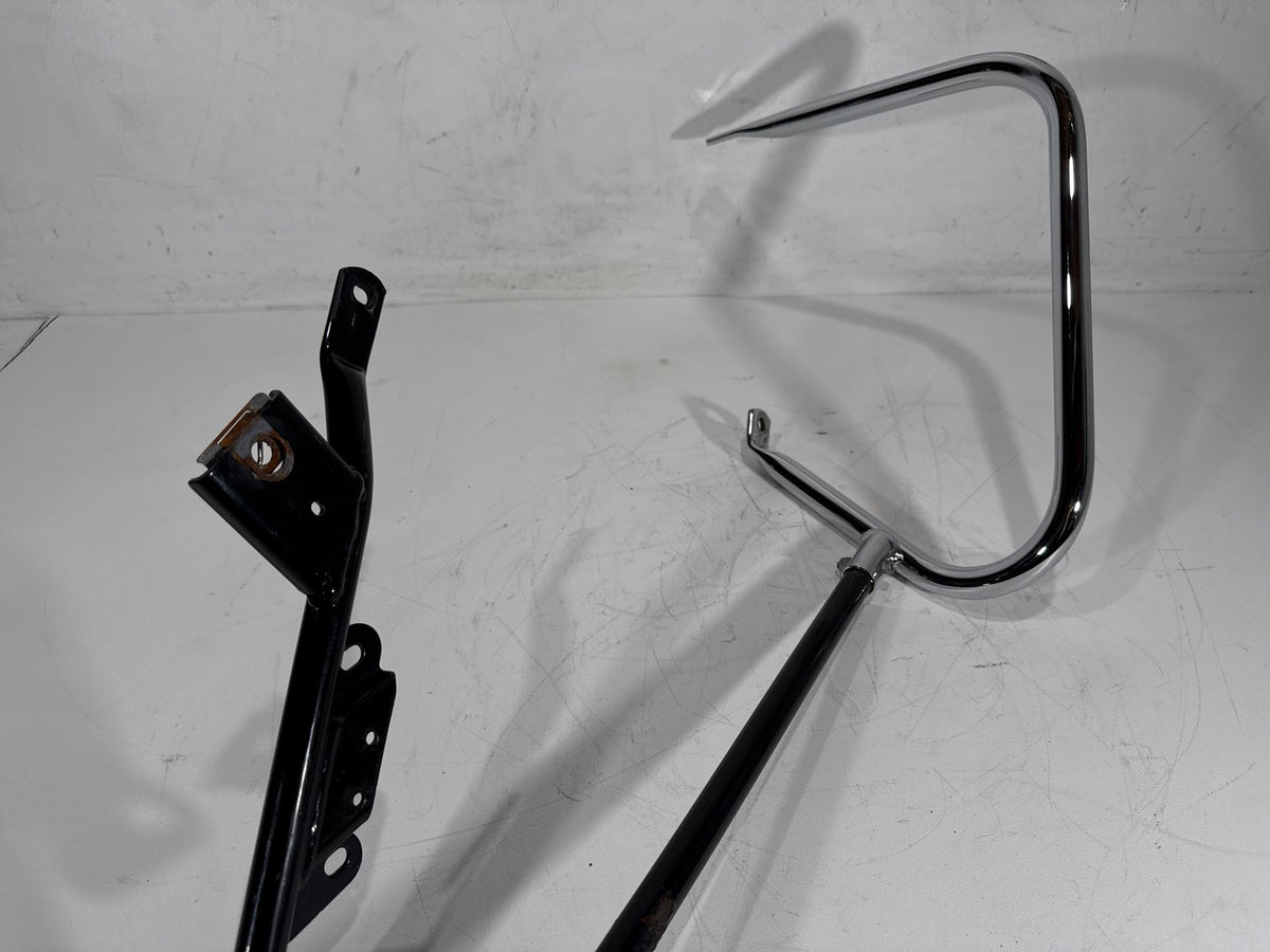 2011 Harley Road King Touring FLHR OEM Rear Right Saddlebag Guard Rails Bar