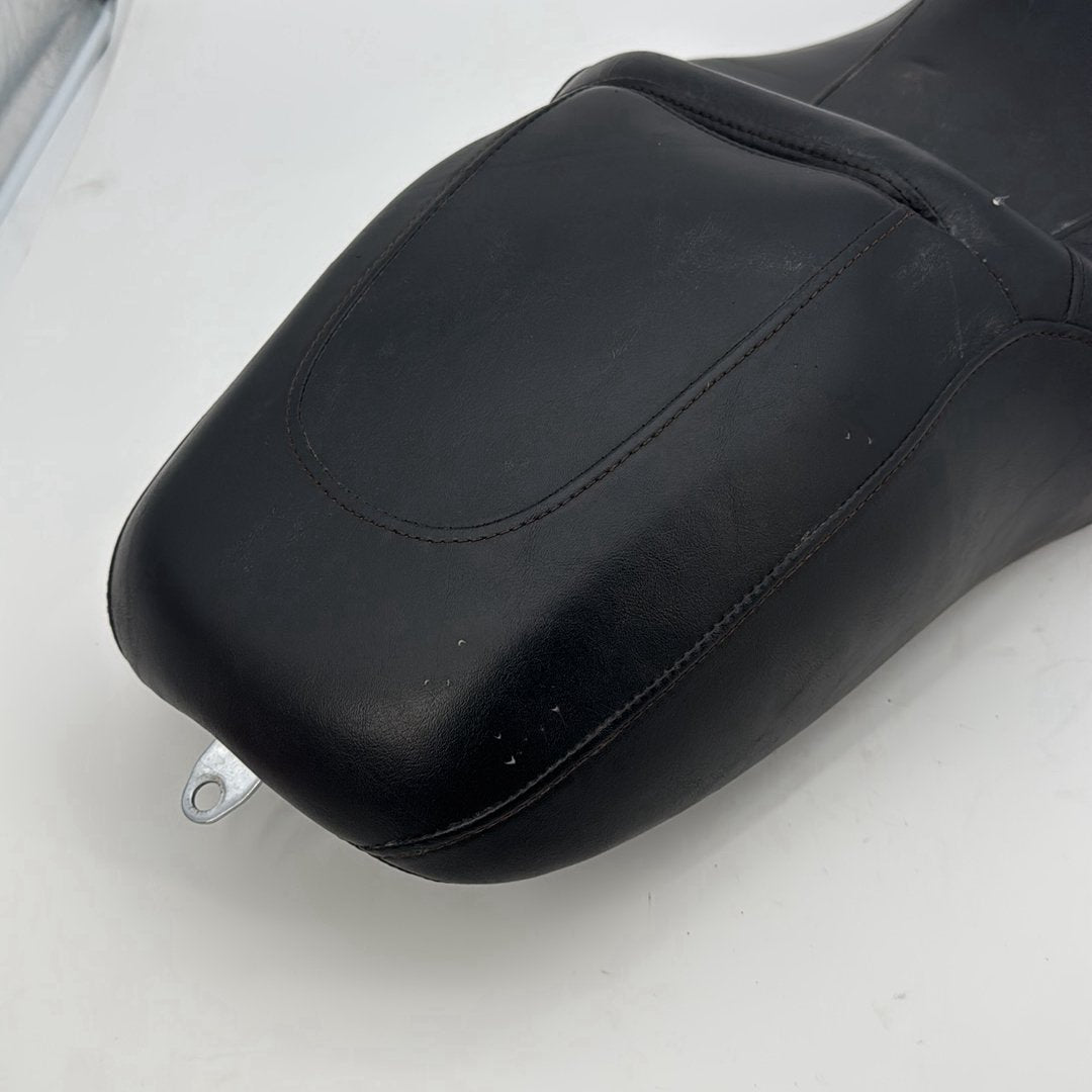 2008 - 2016 Harley-Davidson Touring Street Glide Passenger Rider Driver Seat Saddle 52320-11