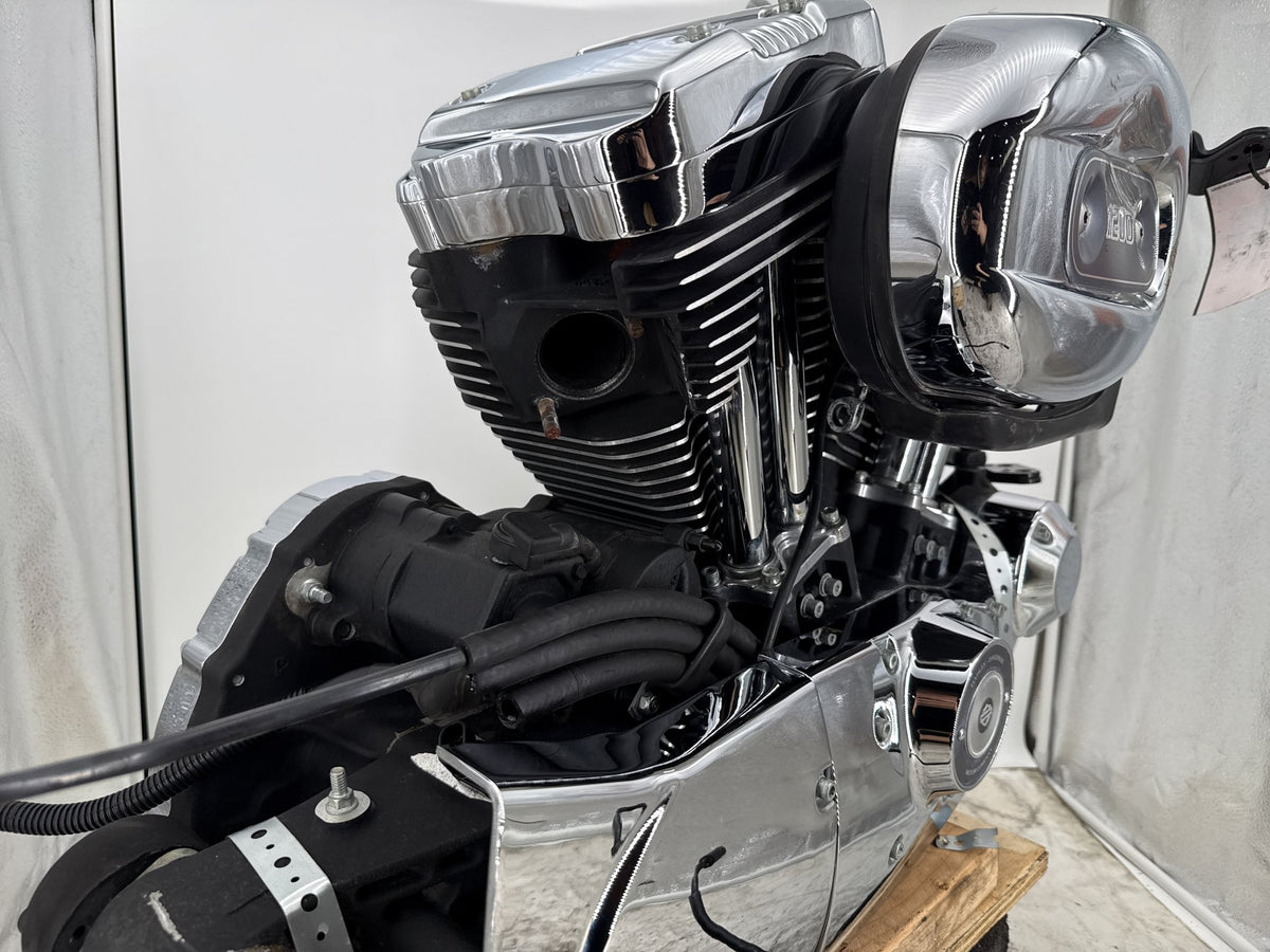 05 Harley Sportster 1200 Custom XL1200C CARB 1200 Engine Motor Transmission 10K