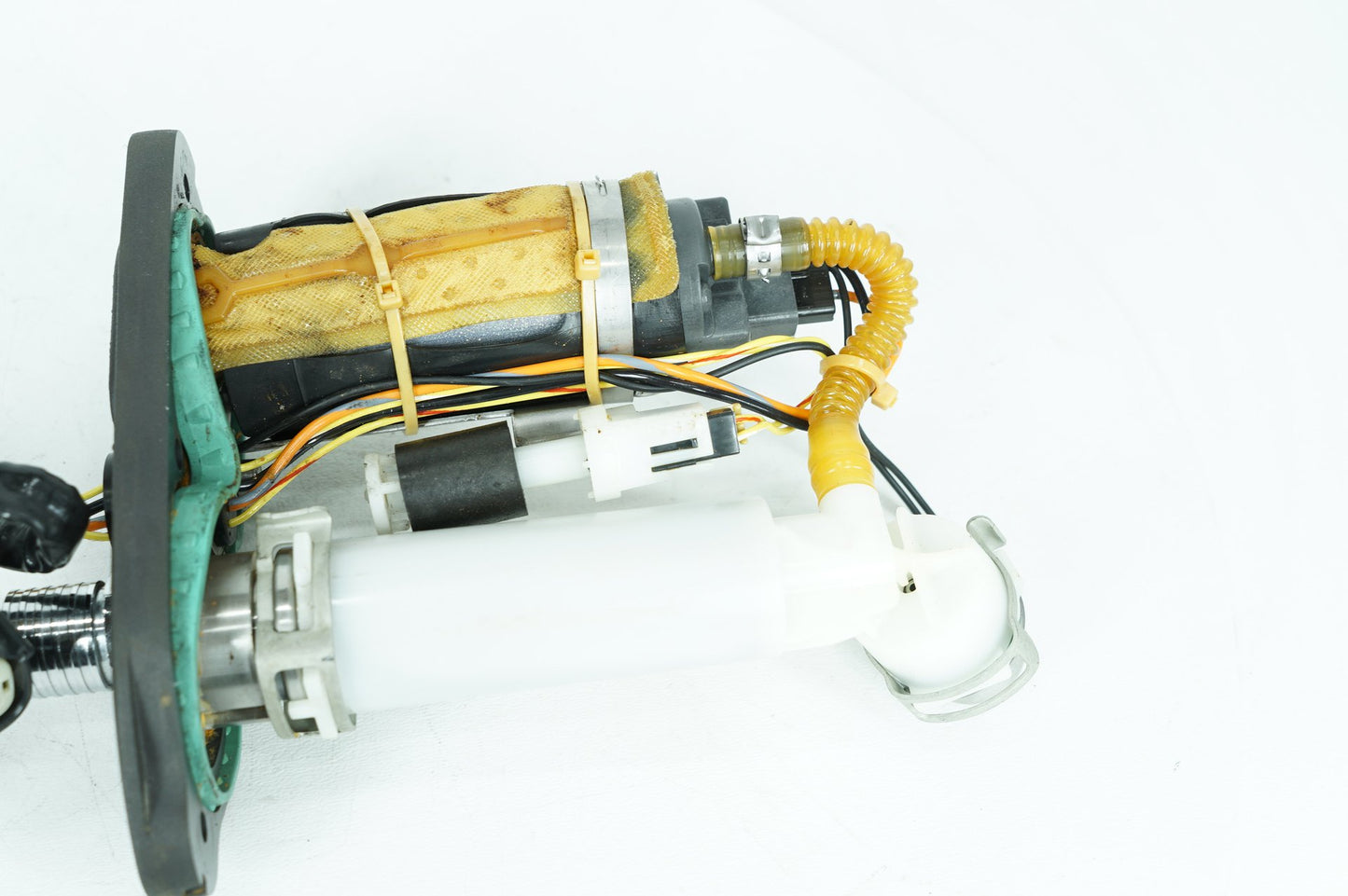 2012 - 2026 Harley-Davidson Sportster Iron 883 Gas Gasoline Fuel Petrol Pump Sending  	75268-07F