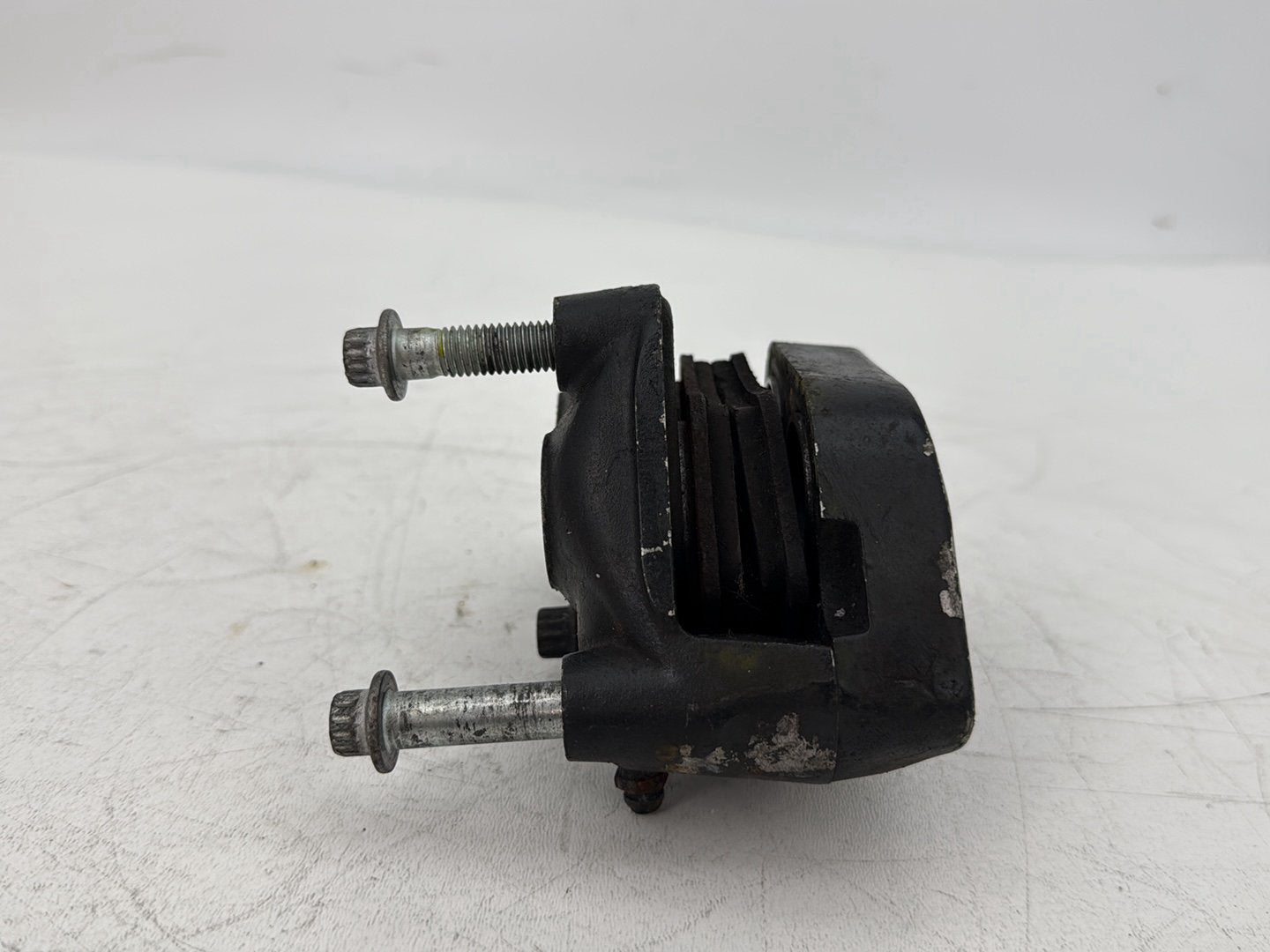 2006 Harley Touring FLHRI Road King OEM Front Left 1 Brake Caliper