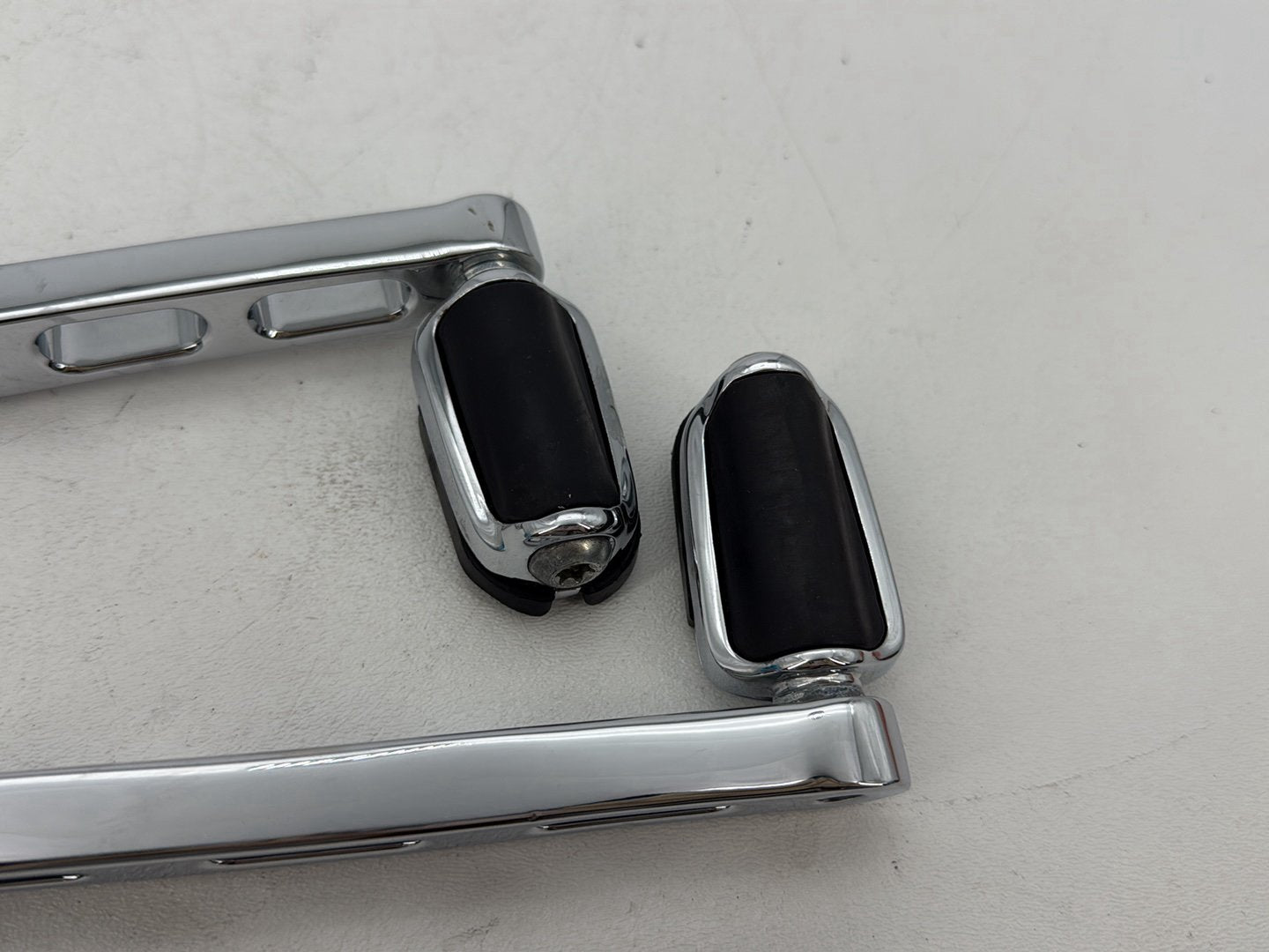 2014 Harley Electra Glide Touring CVO Screamin Eagle OEM Gear Shifter Lever Pedal Pedals