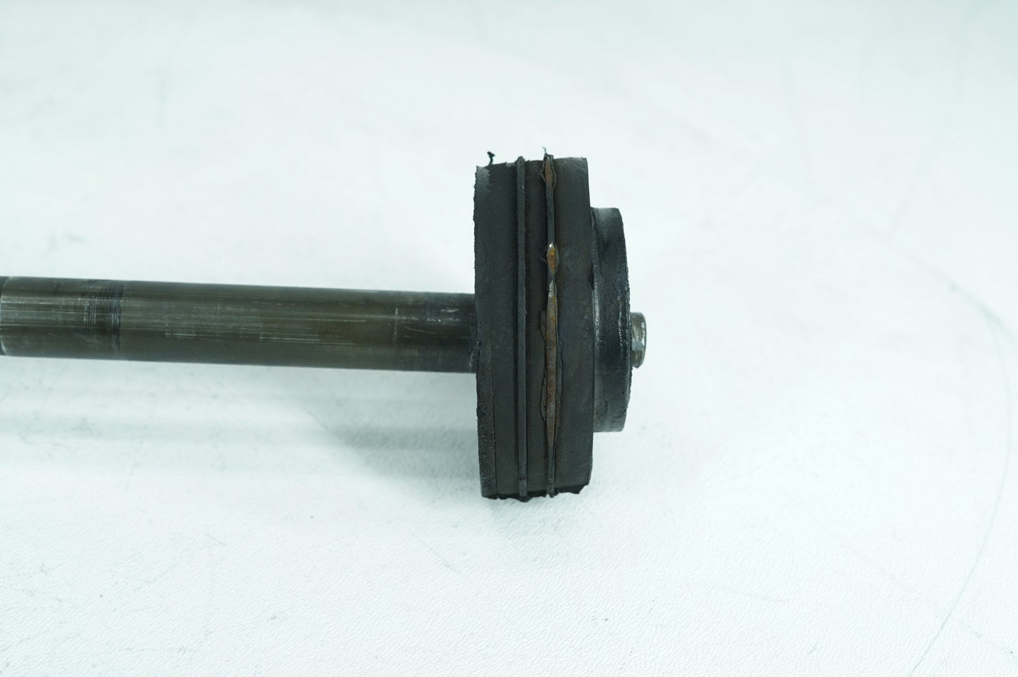 1999 - 2006 Harley-Davidson Touring Electra Glide Classic Rear Fork Swingarm Pivot Bolt Shaft 47492-89A