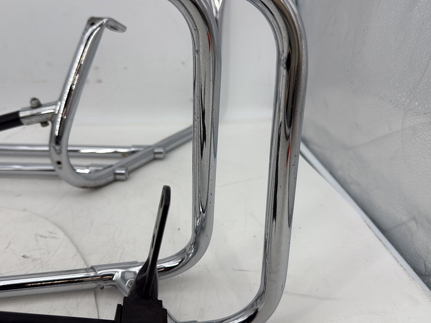 1999 - 2006 Harley-Davidson Touring Electra Glide Ultra Rear Left Right Saddlebag Guard Rails Bar 49193-93