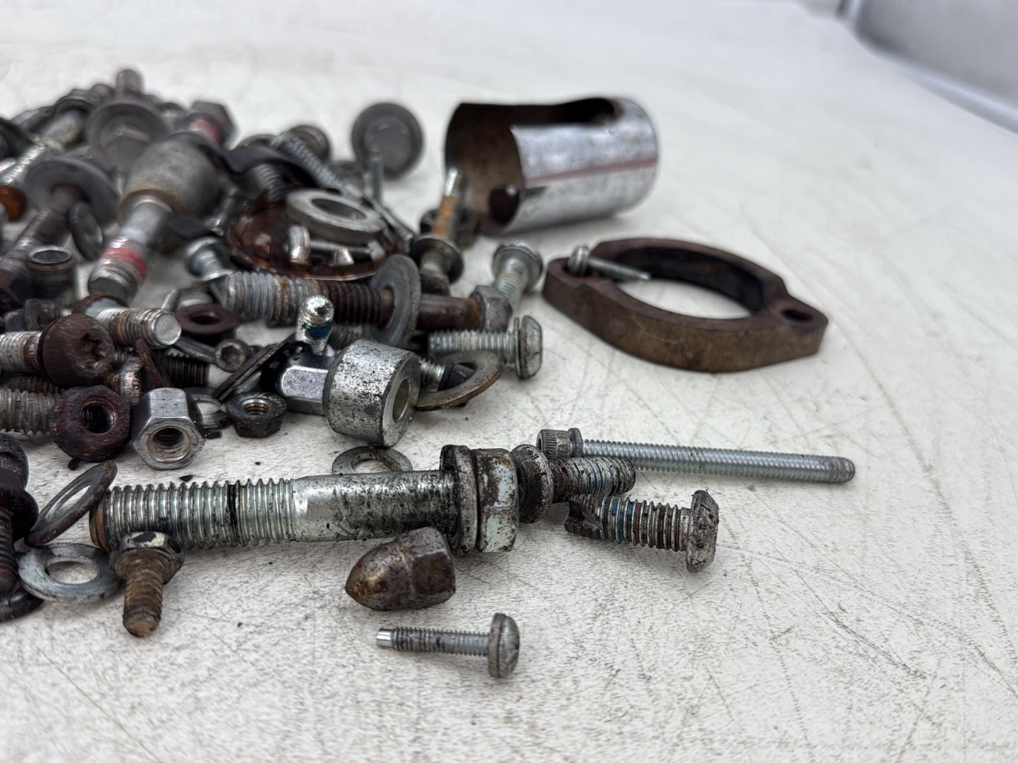 2012 Harley Dyna Super Glide Custom FXDCI OEM Hardware Bolts Nuts & Brackets