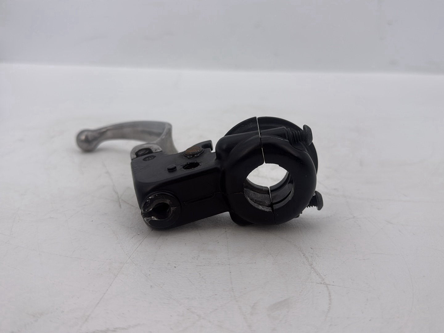 2005 Harley Touring FLHRCI Road King Classic OEM Front Left Hand Clutch Control Lever