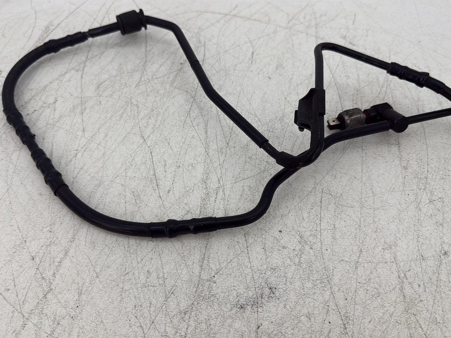 2016 Harley Road King Touring FLHR OEM Rear Brake Hose Line Pipe ABS