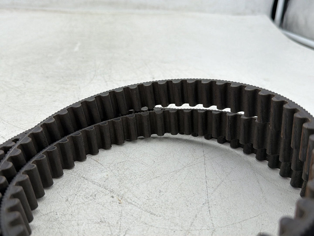 2010 Harley Electra Glide Touring Ultra OEM Rear Drive Belt 40024-09 140T 1"