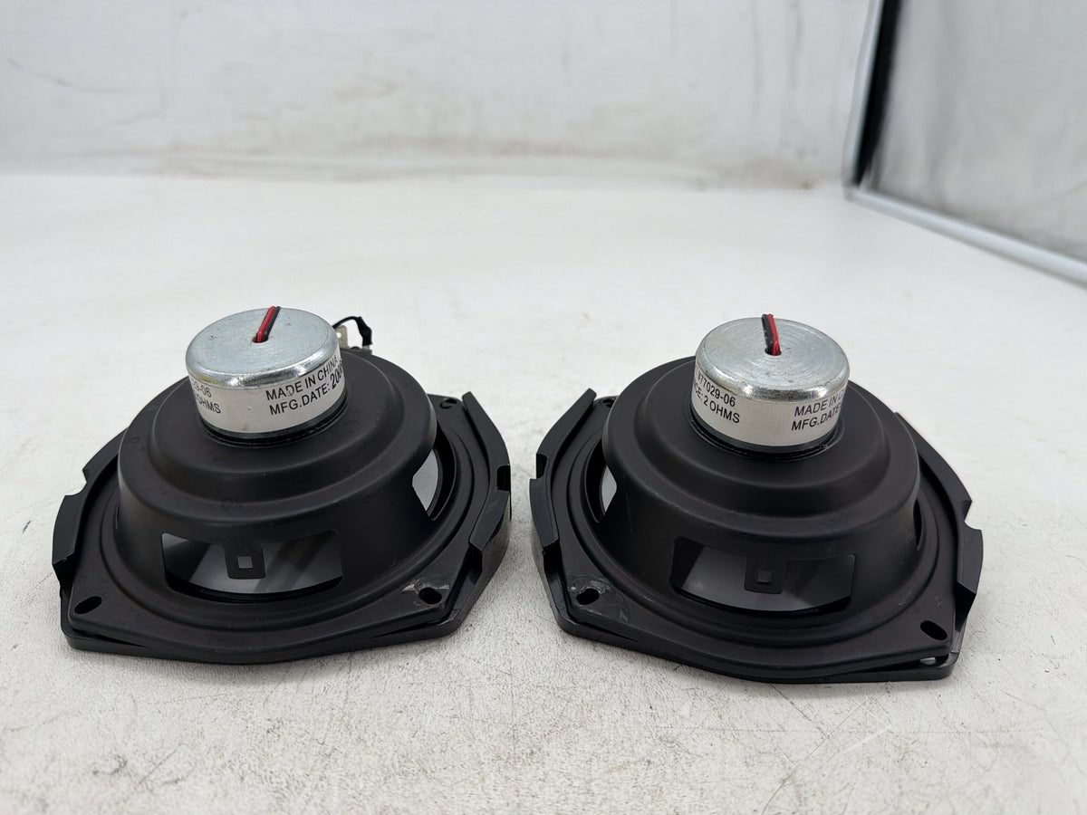 2007 Harley Electra Glide Touring CVO Eagle OEM Left Right Sound Audio Speakers