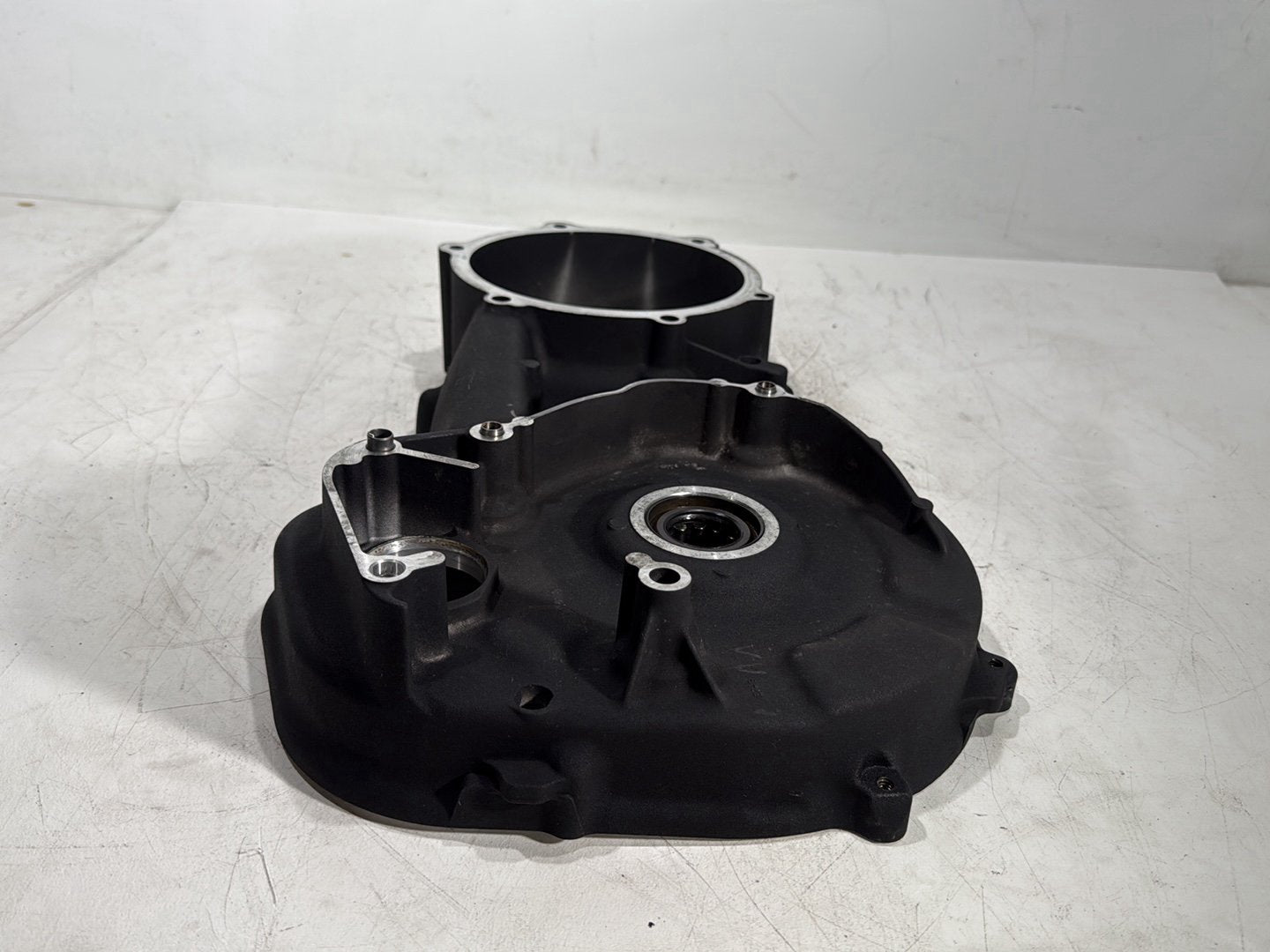 2011 Harley Street Glide Touring FLHX OEM Inner Primary Clutch Cover