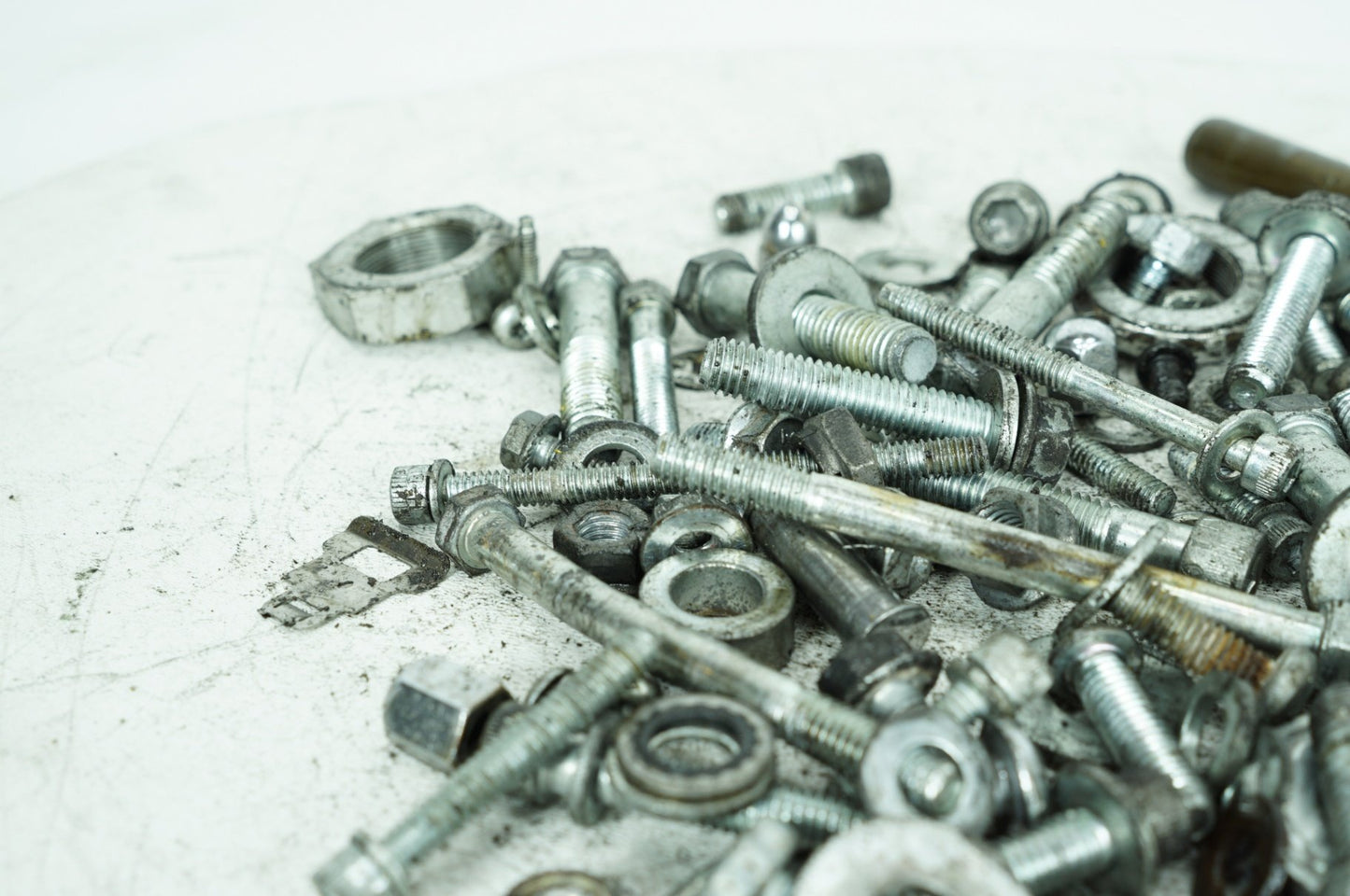 1999 - 2006 Harley-Davidson Dyna Wide Glide Hardware Bolts Nuts & Brackets
