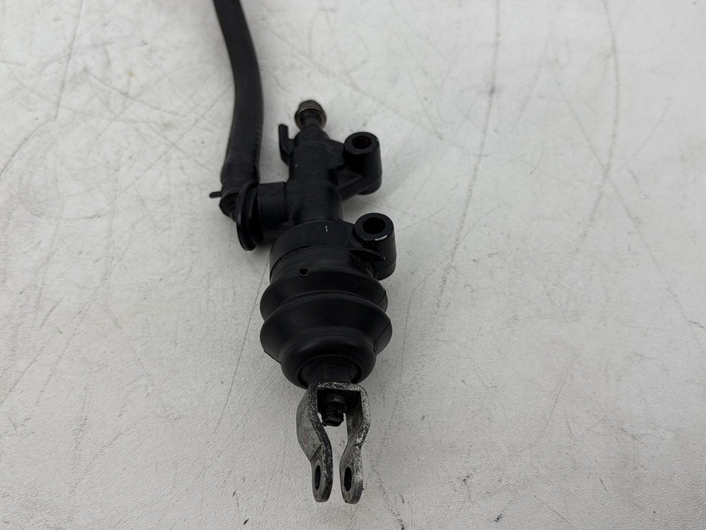 2008 Harley Sportster XL883L 883 Rear Brake Line Master Cylinder Reservoir Tank
